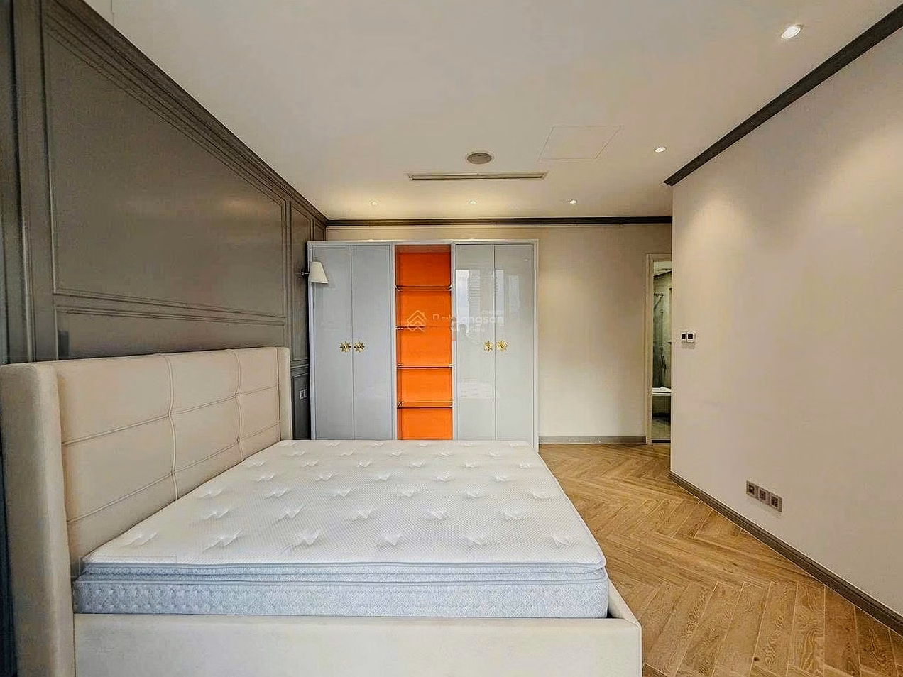 Super product 3 bedrooms river view & Bitexco at Vinhomes Golden River - Ba Son District 1 | 121m fully furnished