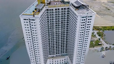 Symphony 1.8 billion Studio apartment with My Khe Beach view