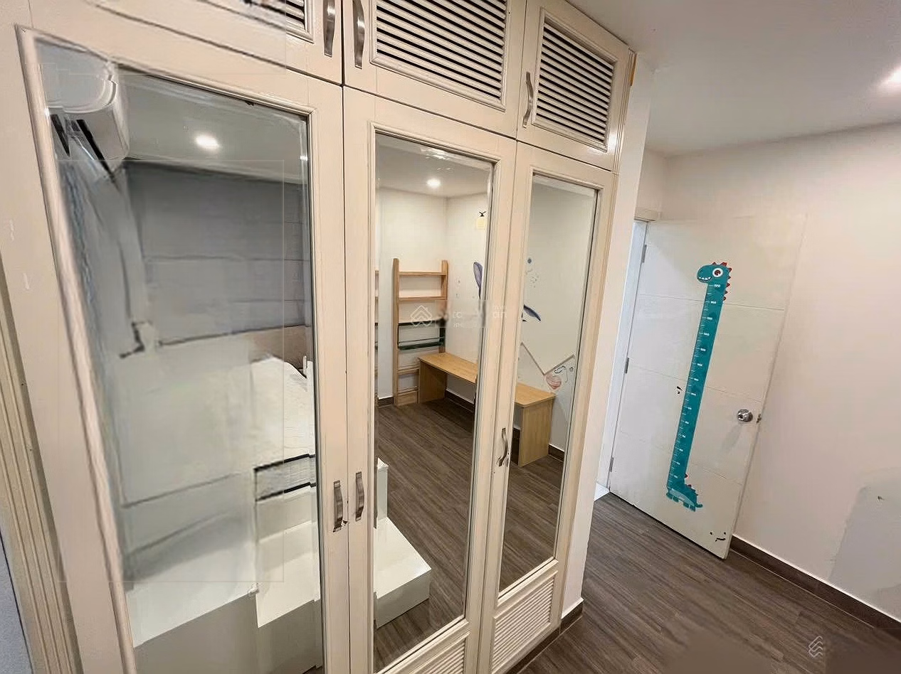 Good price apartment New Saigon (HAGL3)