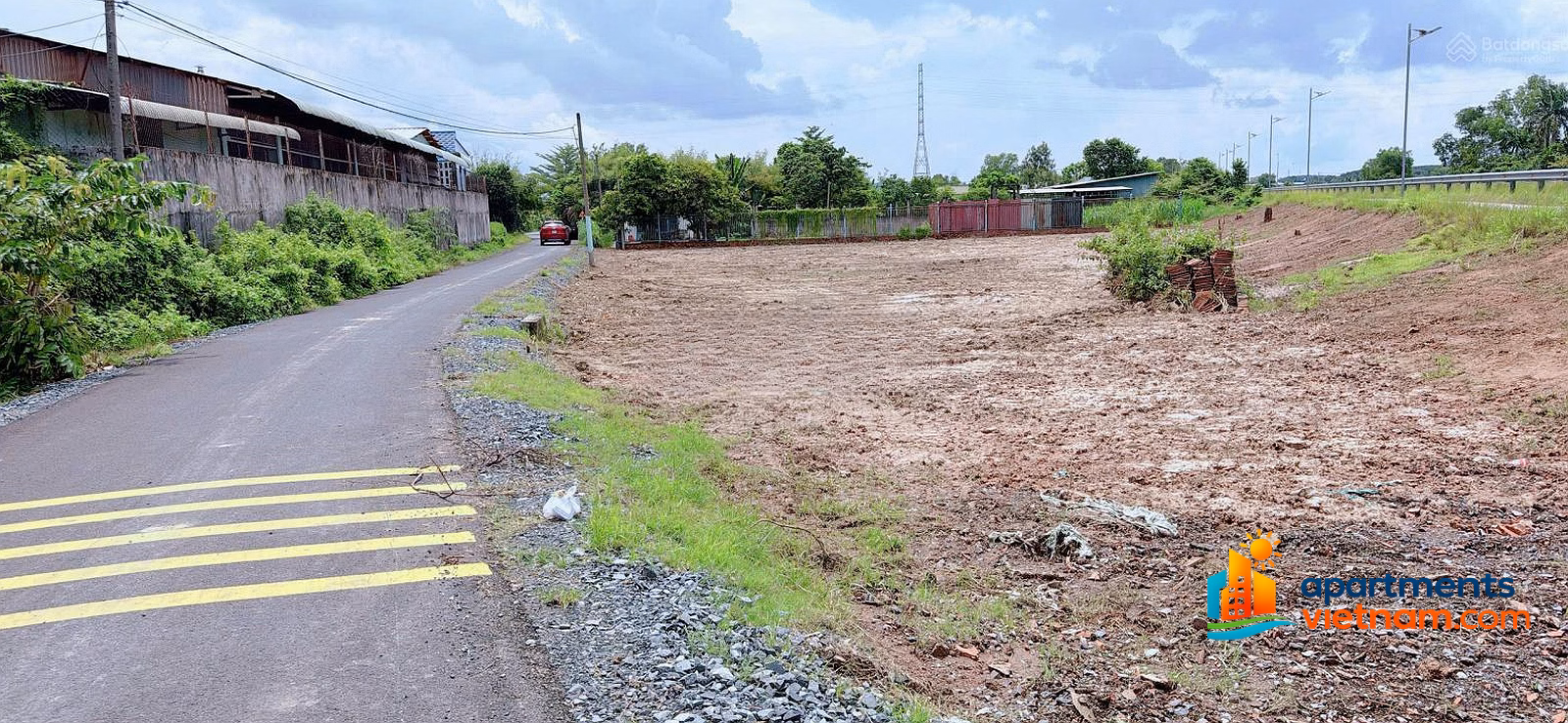 210m2 - 2 street frontages right at Basa Phuoc Hiep, price only 1 billion 650 million