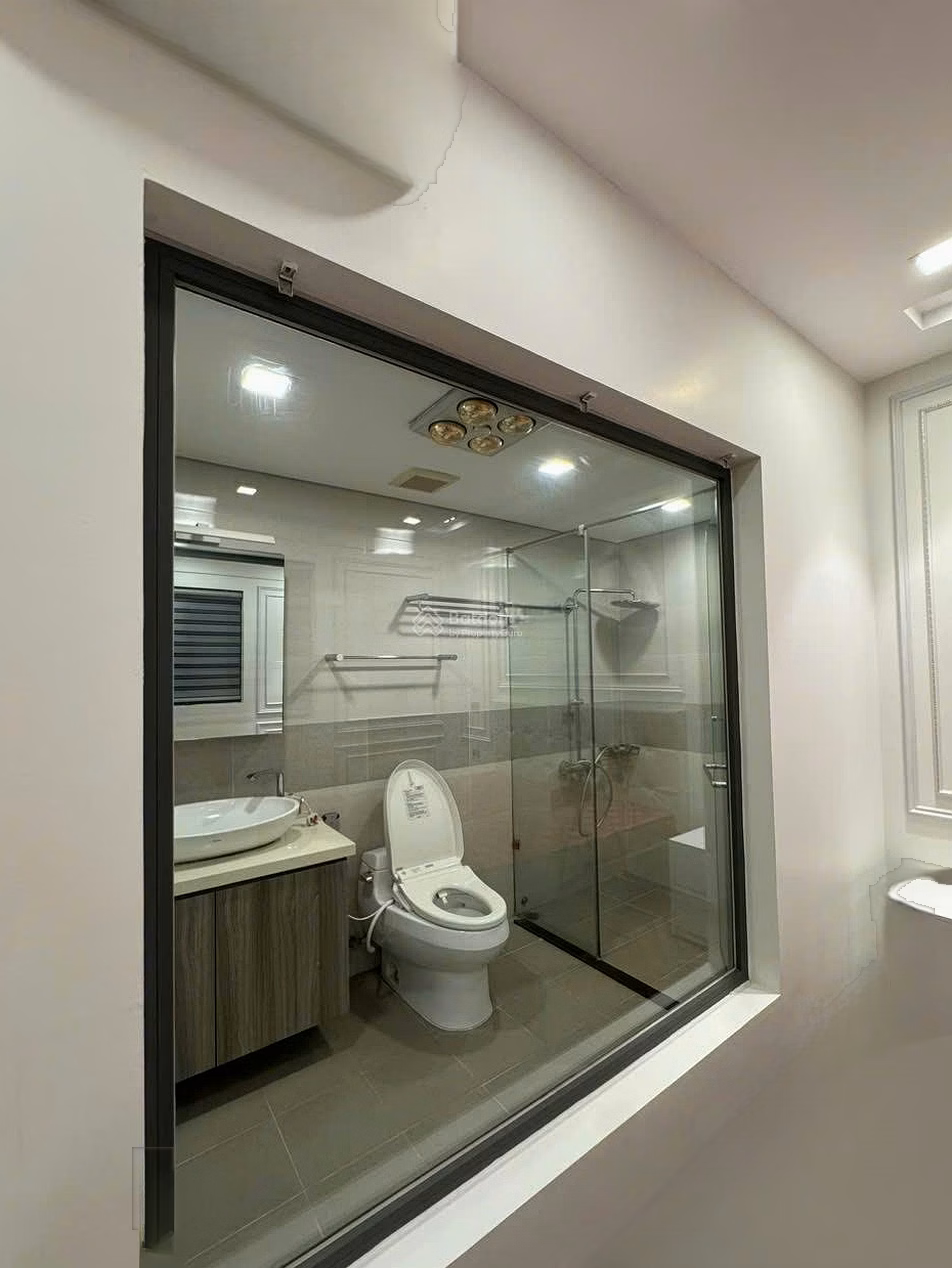 The room owns 12 outstanding apartments at Green Stars. Price from only 5.1 billion