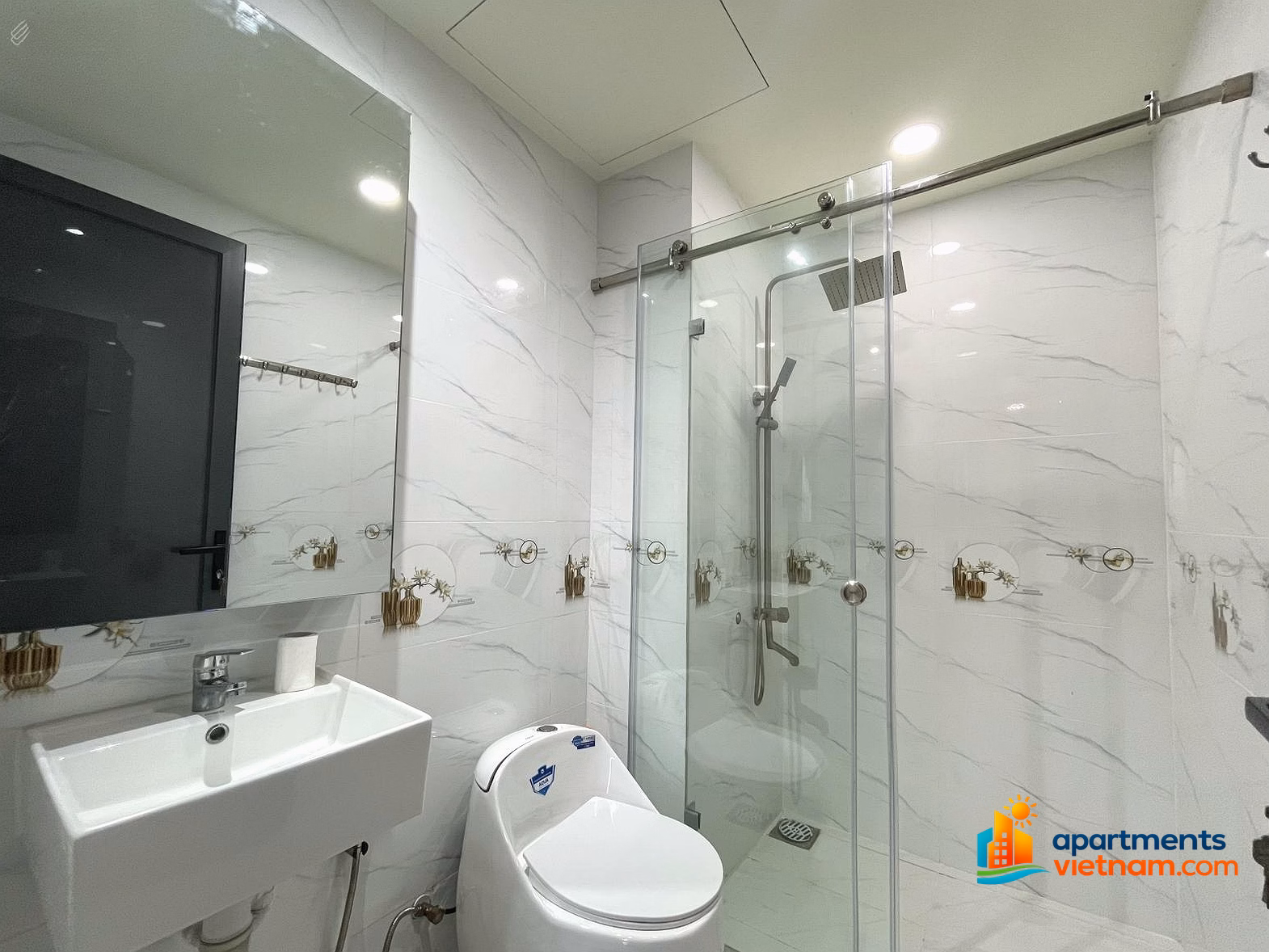 Lavida Plus apartment for rent: 2 bedrooms, 2 bedrooms, area 74m², fully furnished, near RMIT, TDTU, District 7