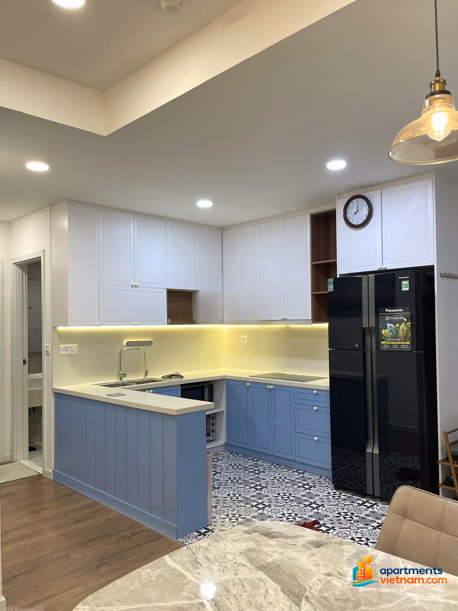Lavida Plus apartment for rent: 2 bedrooms, 2 bedrooms, area 74m², fully furnished, near RMIT, TDTU, District 7 - contact 772605417