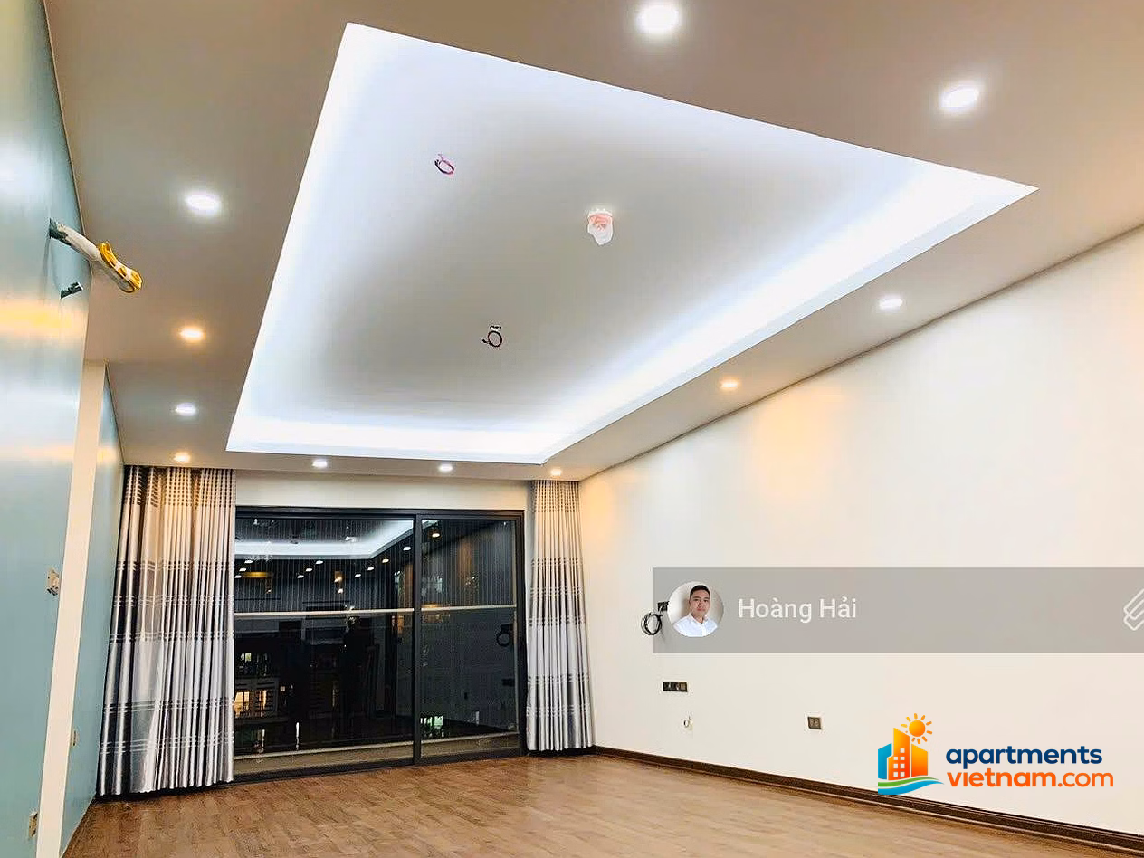 Extremely rare apartment for sale 120m 3 bedrooms/2 bathrooms CT15 Green Park Viet Hung, very cool southeast balcony