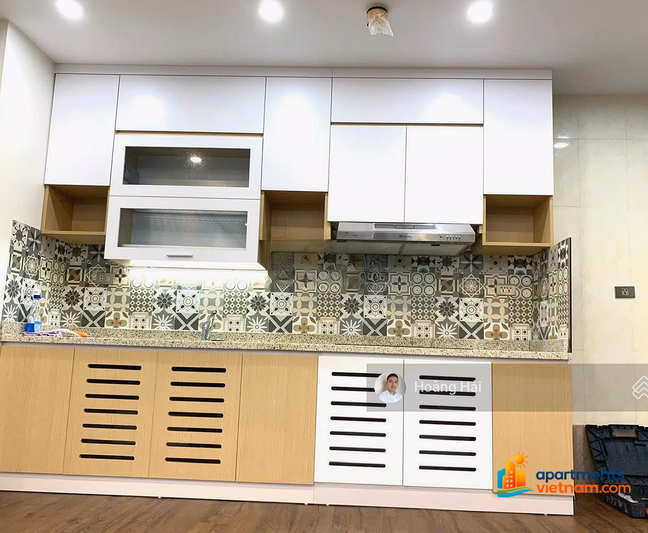 Extremely rare apartment for sale 120m 3 bedrooms/2 bathrooms CT15 Green Park Viet Hung, very cool southeast balcony