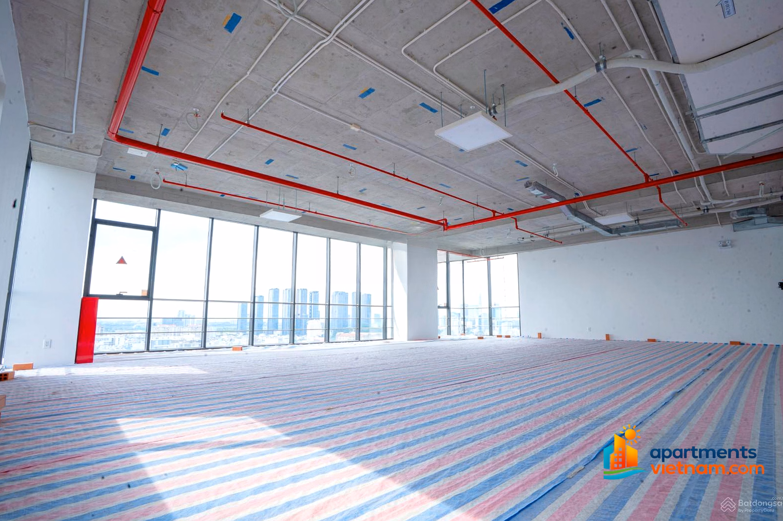 300m2 office for rent, 100% new building, 161 Dien Bien Phu (old Binh Thanh District)