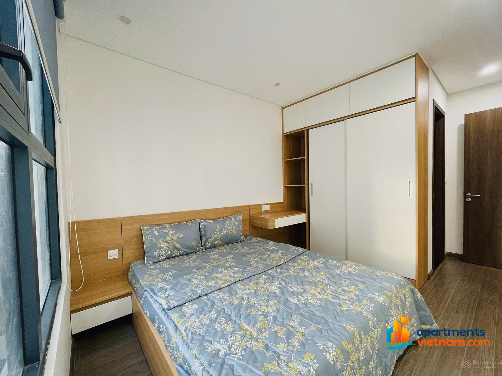 Beautiful fully furnished 2 bedroom apartment for rent, 72m2, high floor, city view at FPT Plaza 2, Da Nang