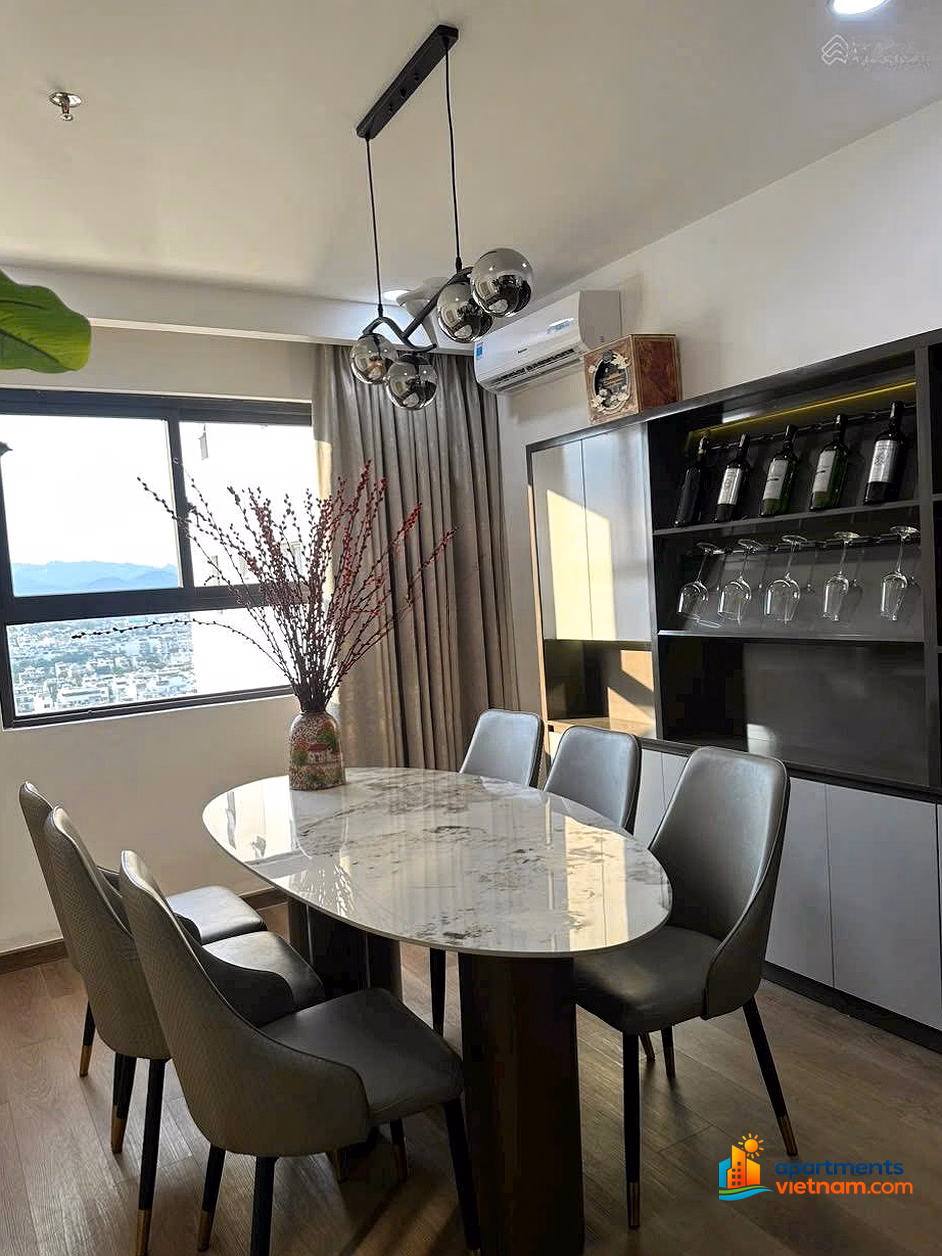 CT2 VCN PH apartment for rent. Price 18 million. Area 80m2, including 2 BEDROOMs - 2 bathrooms. Fully furnished