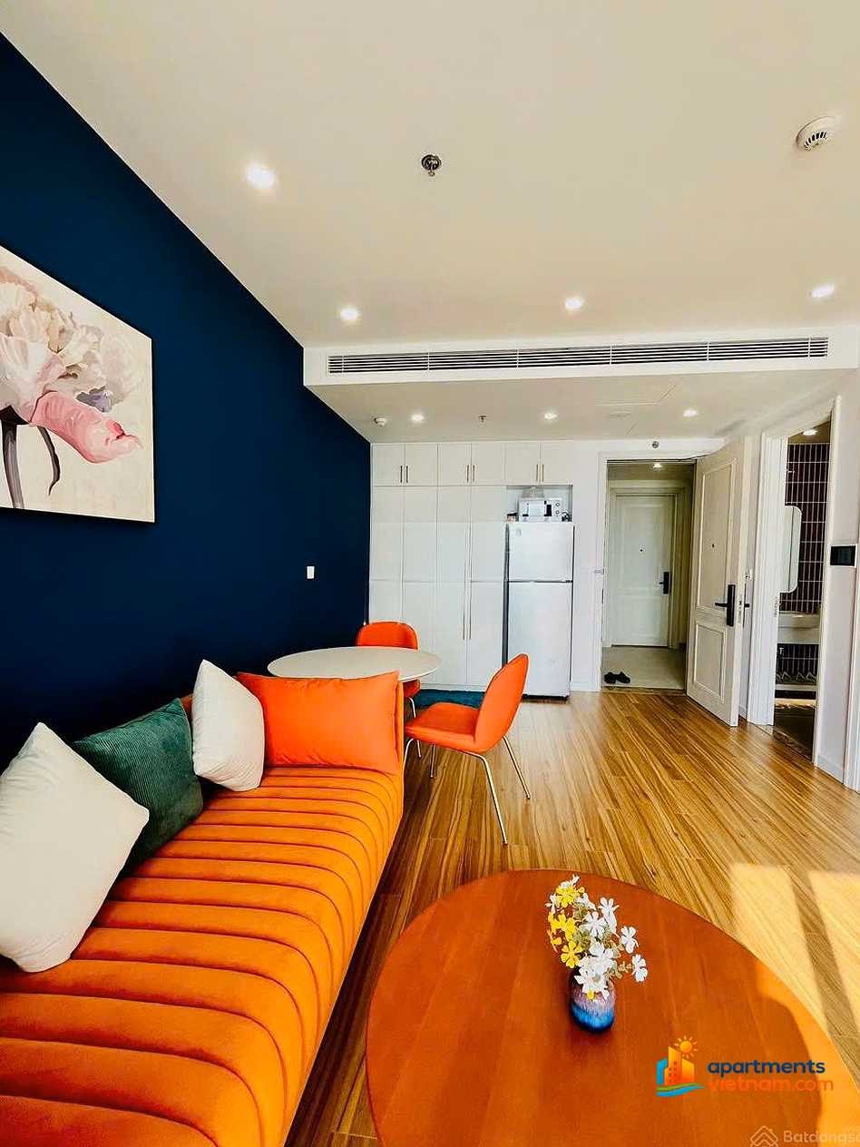 Cut losses of more than 1.8 billion - 1 bedroom with direct sea view - Full view of fireworks & shows - Instant cash flow