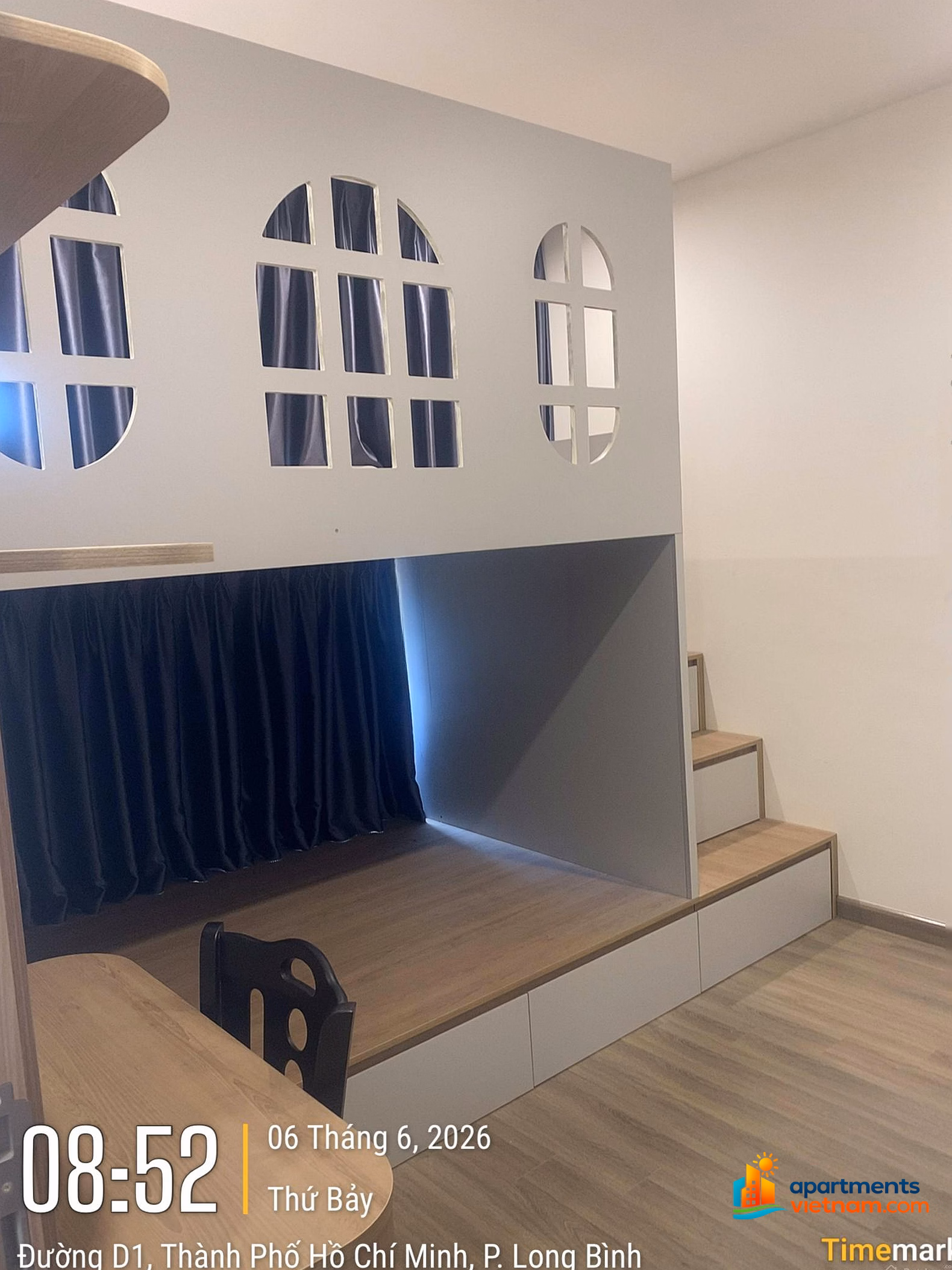 Fully furnished 2 bedroom apartment for rent in Vinhomes Grand Park, just bring suitcase to move in