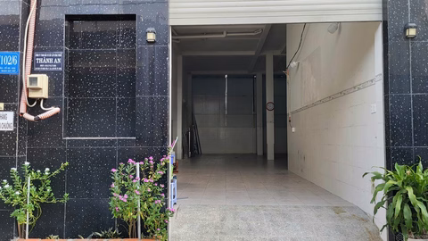 Warehouse, workshop, office, gym for rent - 150m2 in To Ngoc Van alley, Go Vap, 15.5 million VND