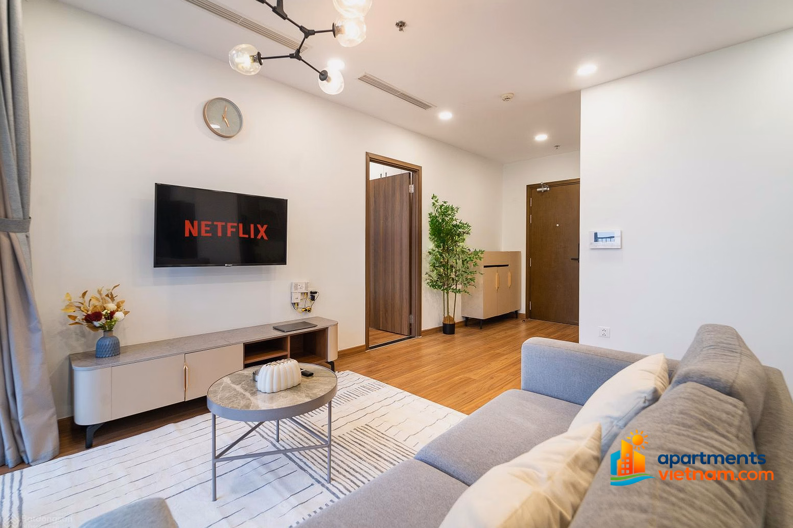 Shopping cart for short/long term rental, fully furnished. High floor, nice view. Eco Green Q7