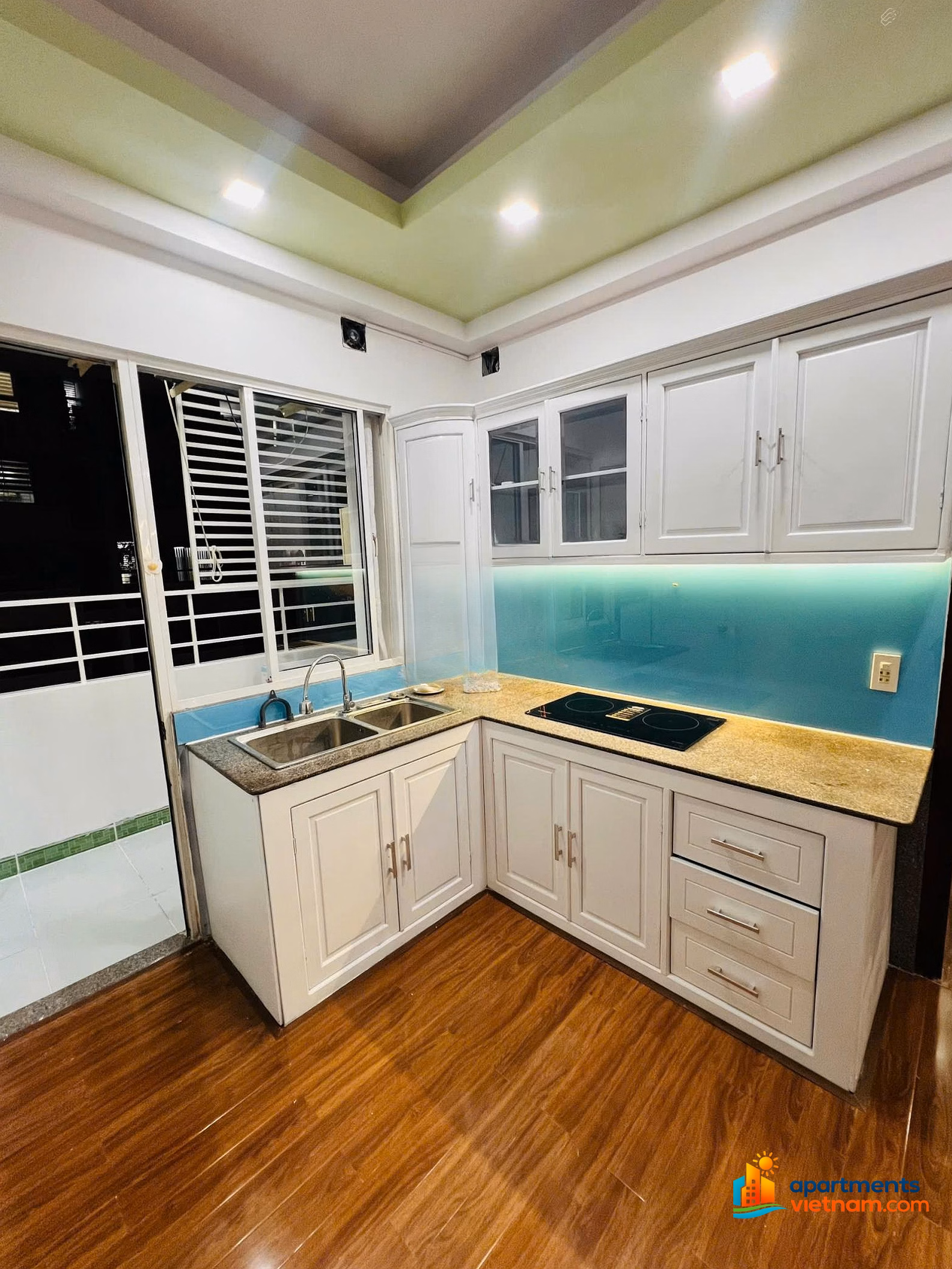 Selling corner apartment with beautiful view CT6 Vinh Diem Trung urban area - 0972 336 ***