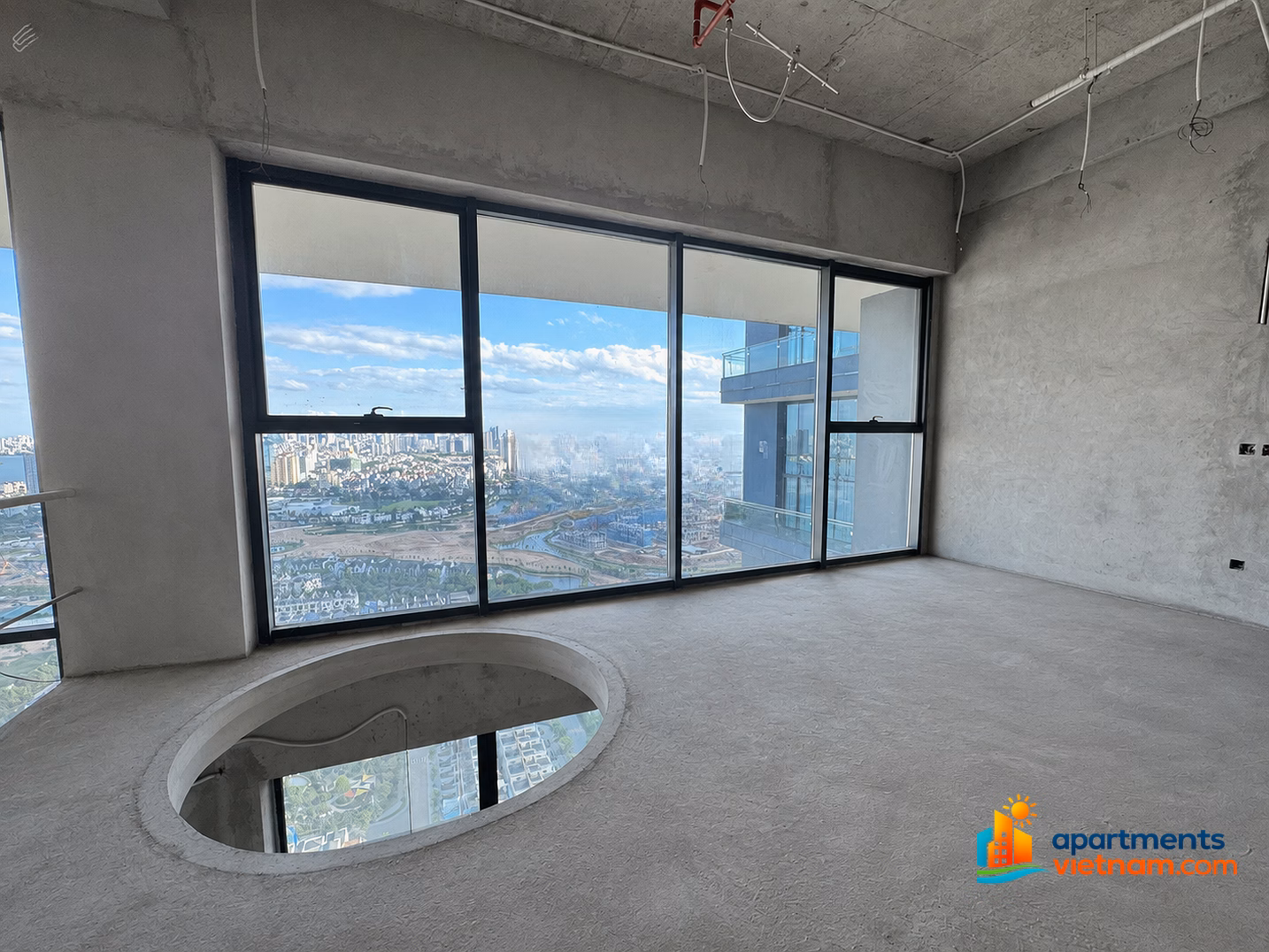 Penthouse 500m² Sunshine Golden River 70m² Balcony with Private Swimming Pool, Red River View