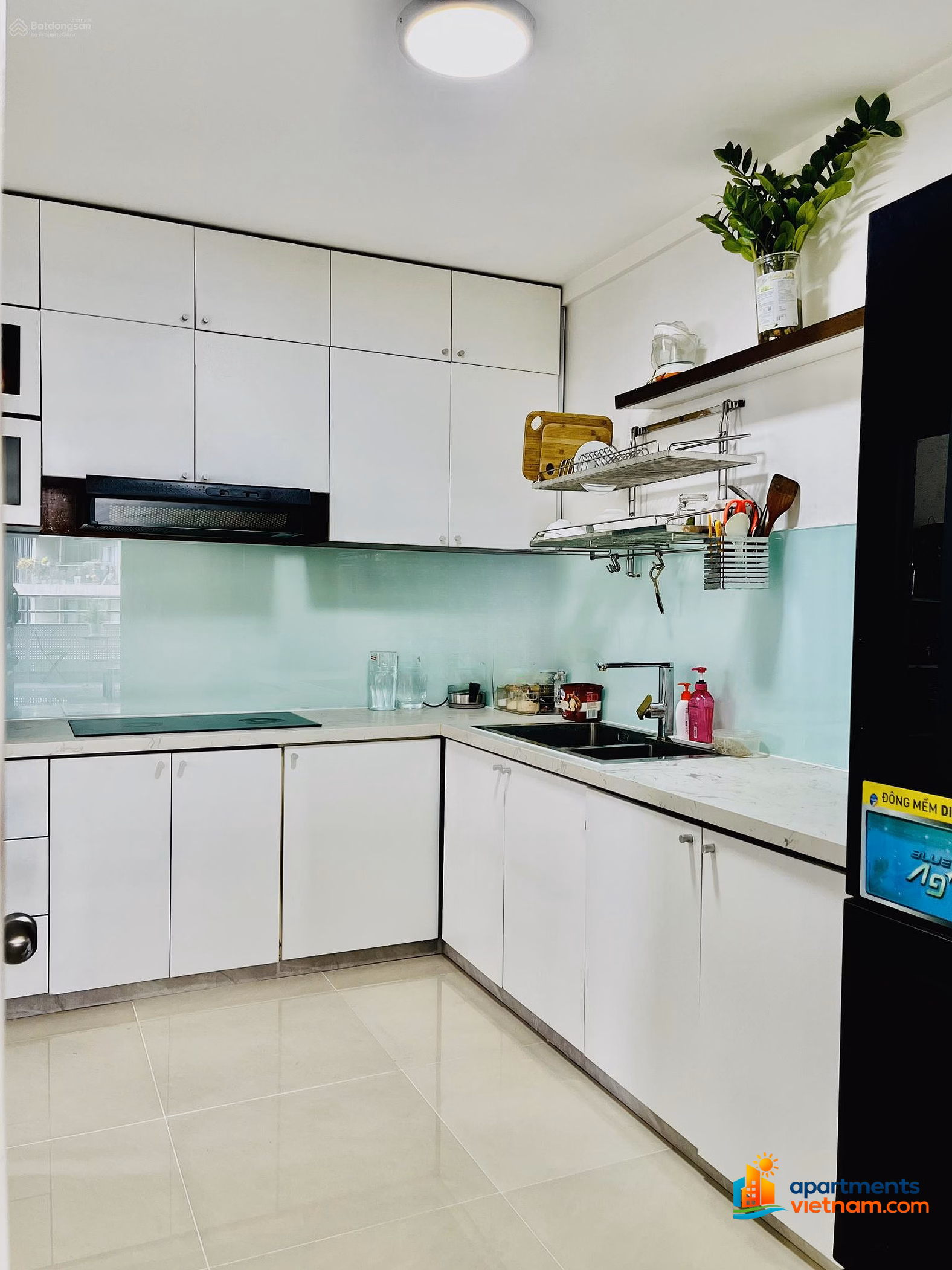 Owner needs to sell My Duc apartment, 5th floor, corner apartment with 2 large frontages, central area of ​​Phu My Hung