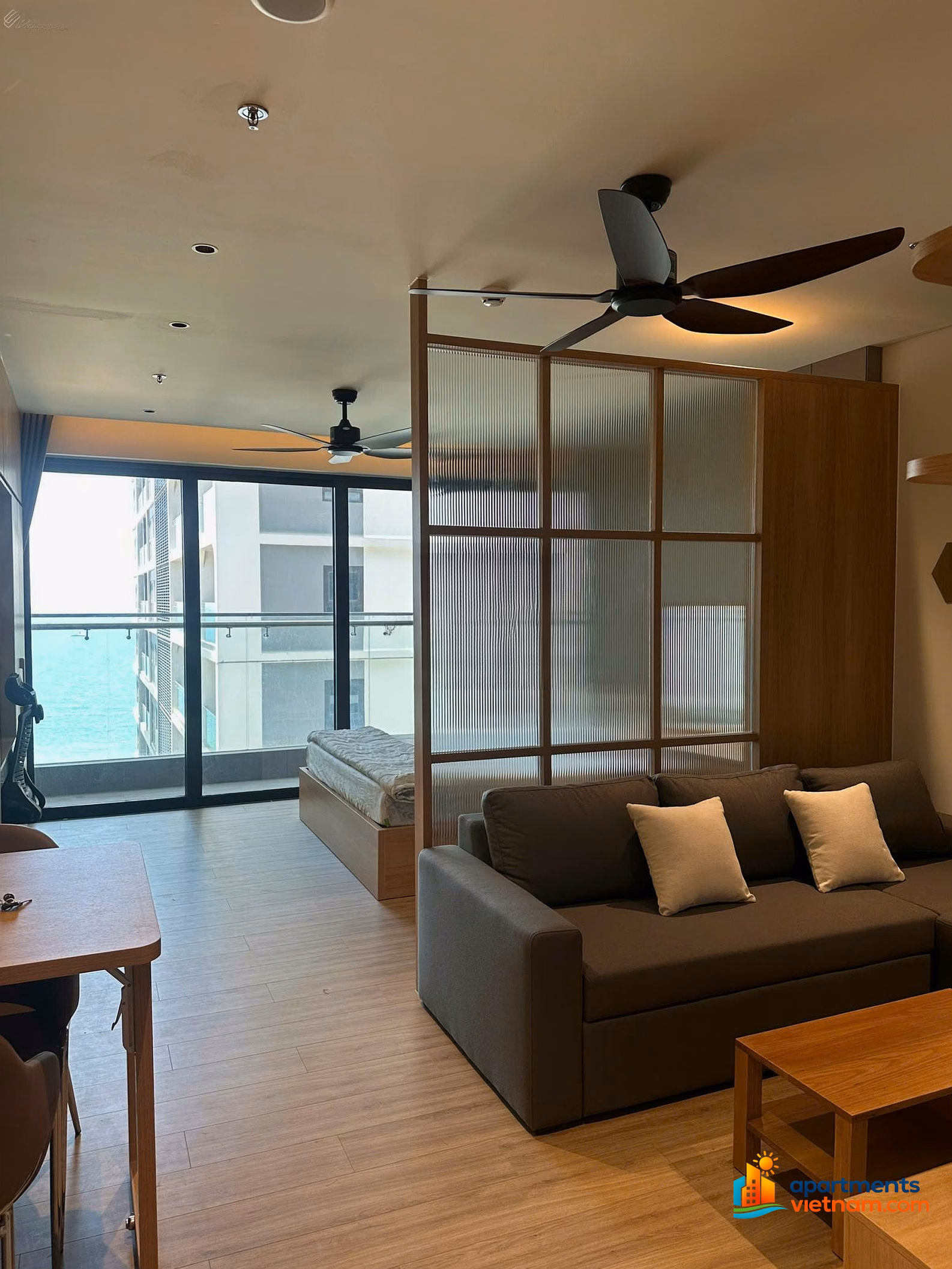 100% new Studio apartment right on My Khe beach - watch the sunrise right on the balcony in the morning