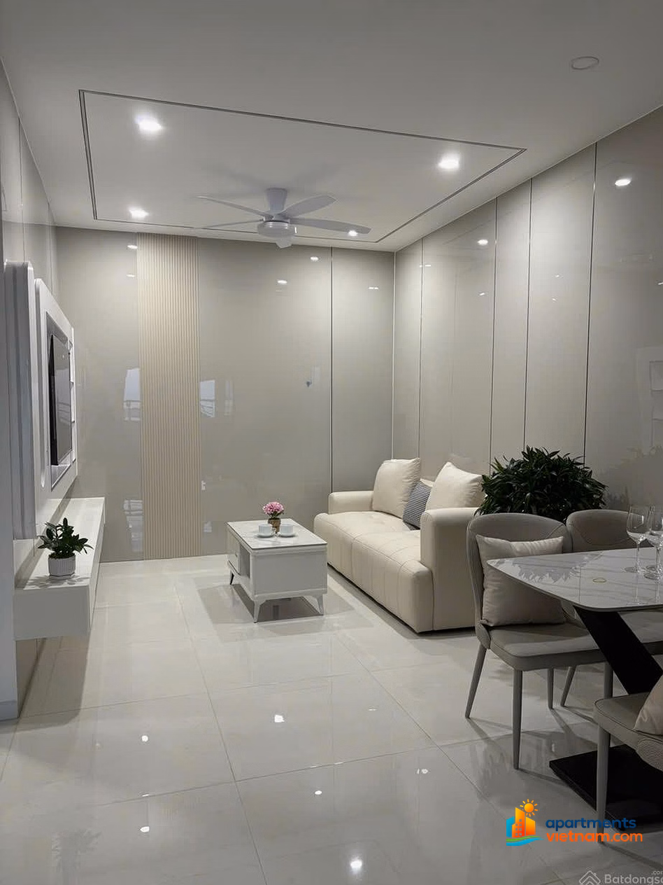 Dinh Van is the owner - 100% new beach front apartment in Muong Thanh Vien Trieu. Immediately sign the 20 million lease contract