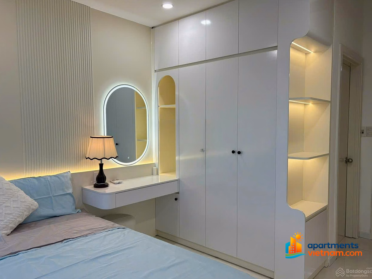 Dinh Van is the owner - 100% new beach front apartment in Muong Thanh Vien Trieu. Immediately sign the 20 million lease contract