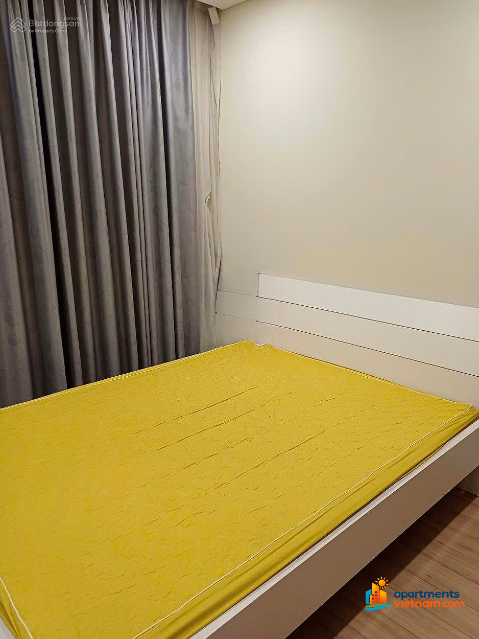 Rivera Park apartment for rent 72m² 2 bedrooms 2 bathrooms Vu Trong Phung Price only 15.5 million/month
