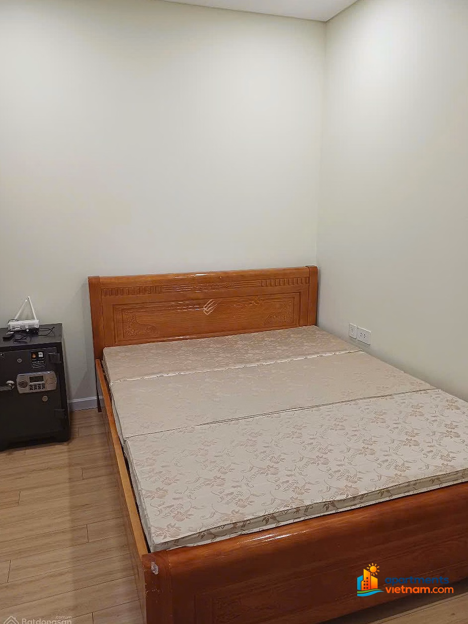 Rivera Park apartment for rent 72m² 2 bedrooms 2 bathrooms Vu Trong Phung Price only 15.5 million/month