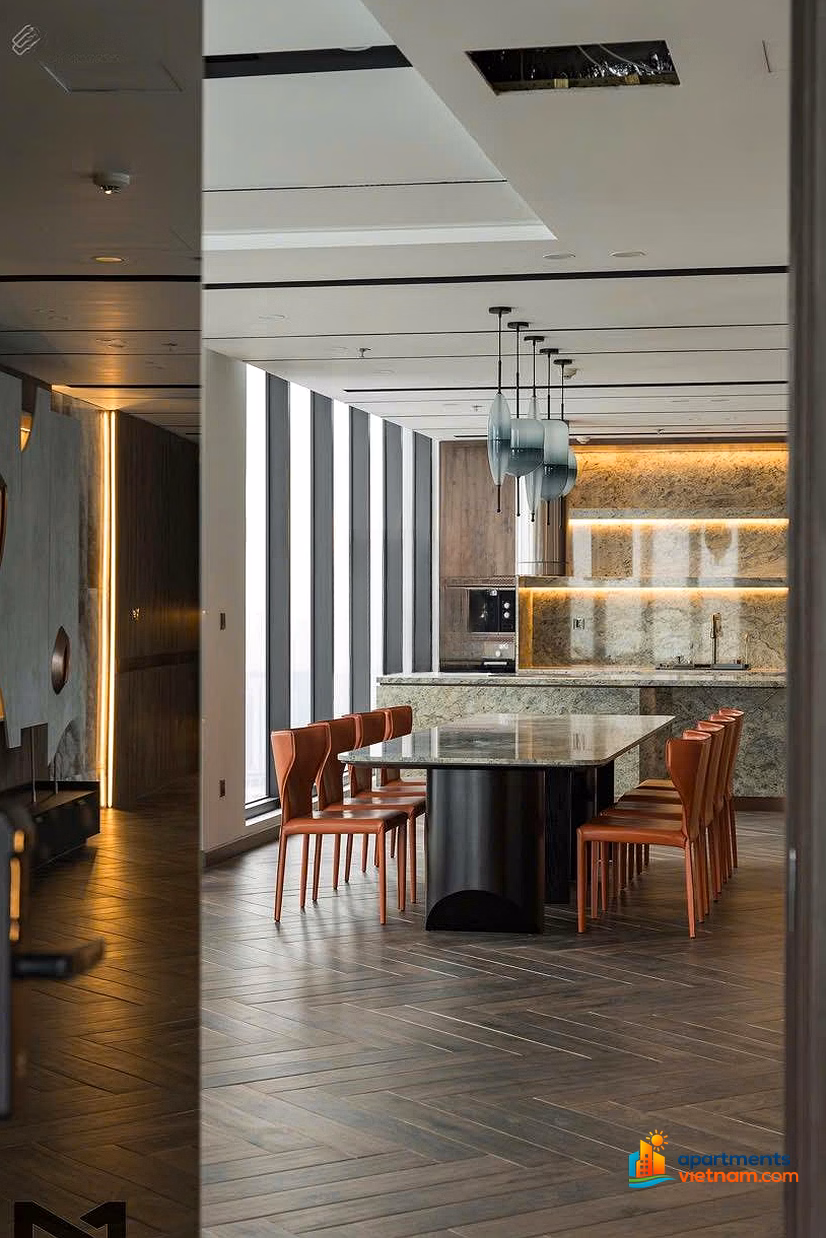 Luxury apartment for Vietnamese, Japanese, Korean and European VIPs to rent in Metropolis 300m2
