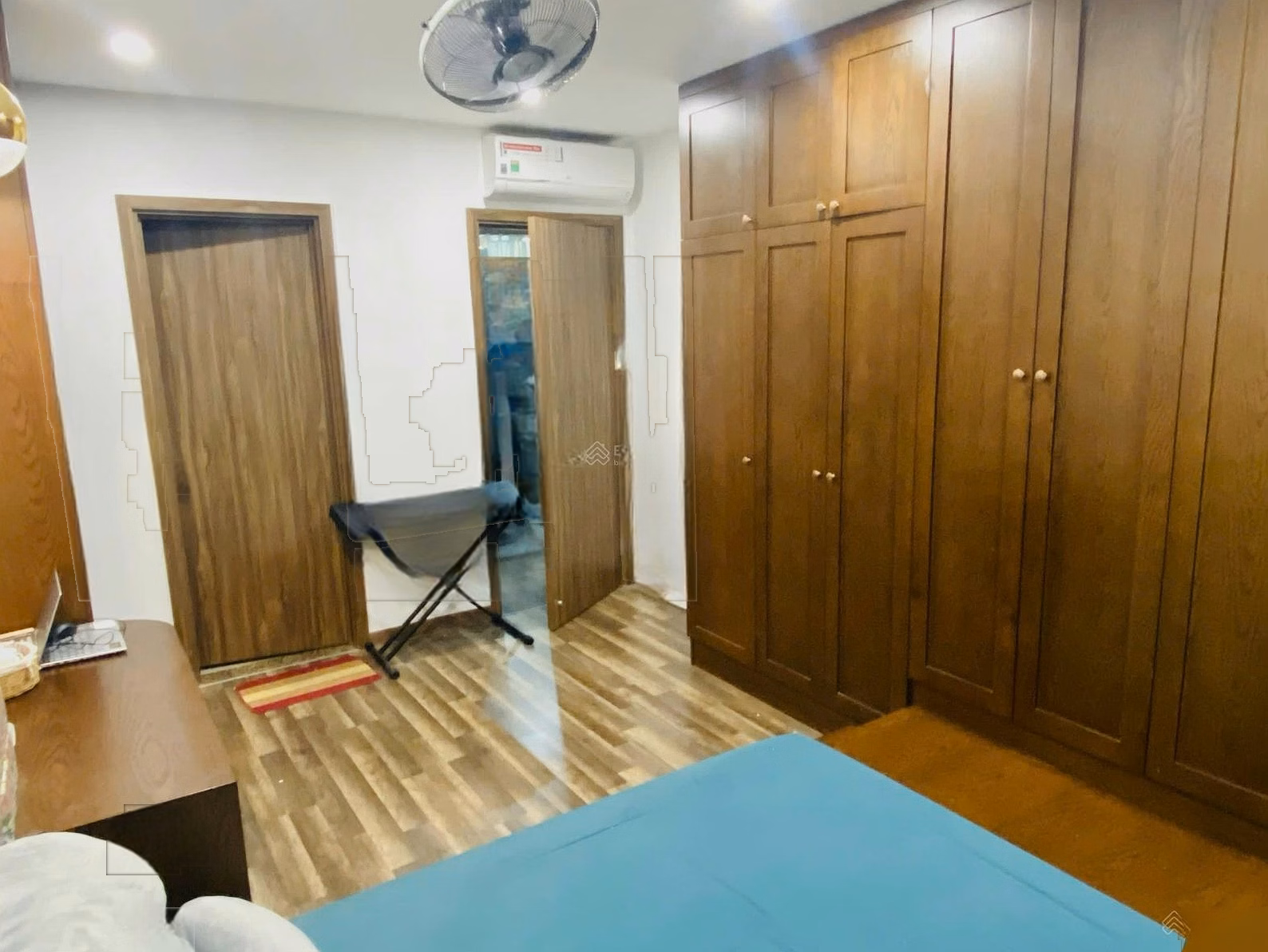 Owner for rent in Ha Do Centrosa, 3/2 Street, 3 bedroom apartment with full wooden furniture - price only 29.9 million - View outside the area