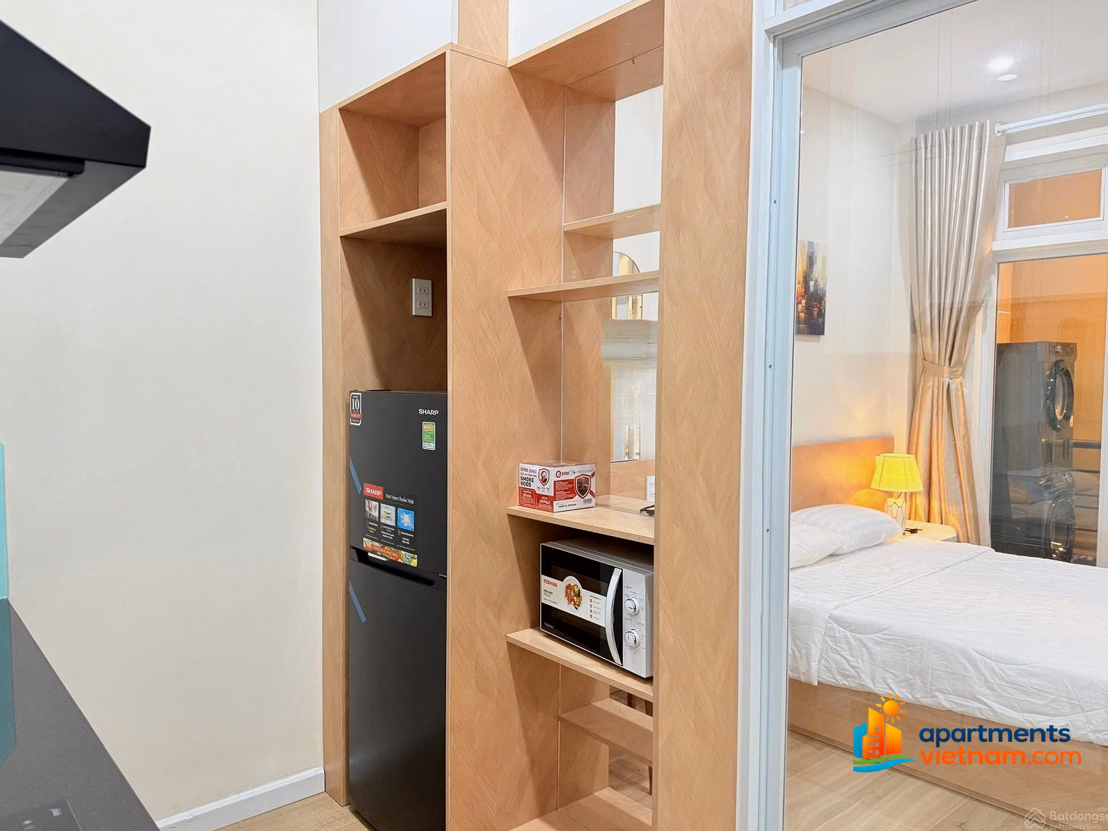 Opening of 100% new serviced apartment, fully furnished, near Le Van Tam park, Turtle Lake, Tan Dinh market