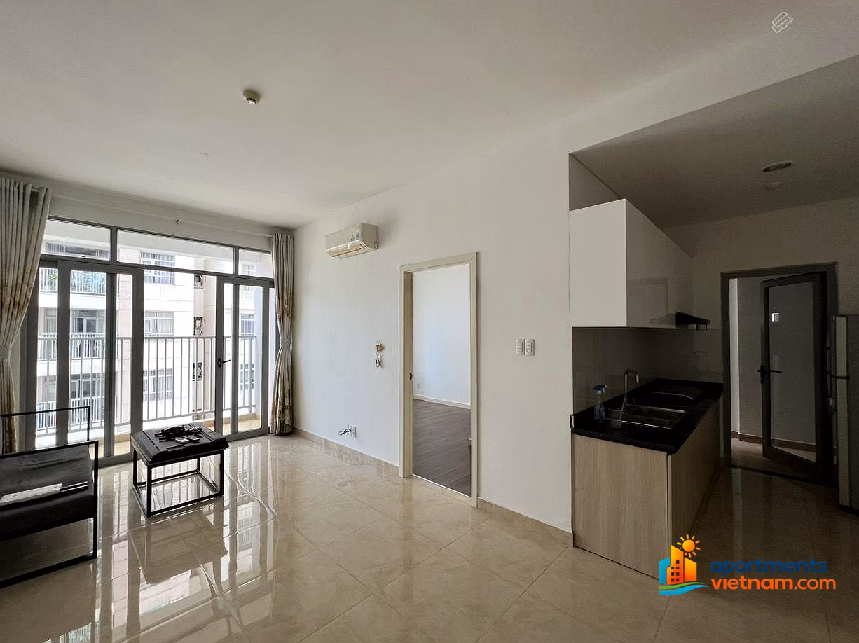 HOT HOT Luxcity 2 bedrooms, 2 bathrooms, NTCB only 10 million/month, ready to live, newly painted house