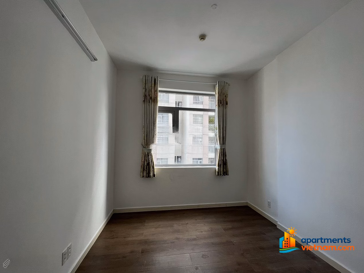 HOT HOT Luxcity 2 bedrooms, 2 bathrooms, NTCB only 10 million/month, ready to live, newly painted house