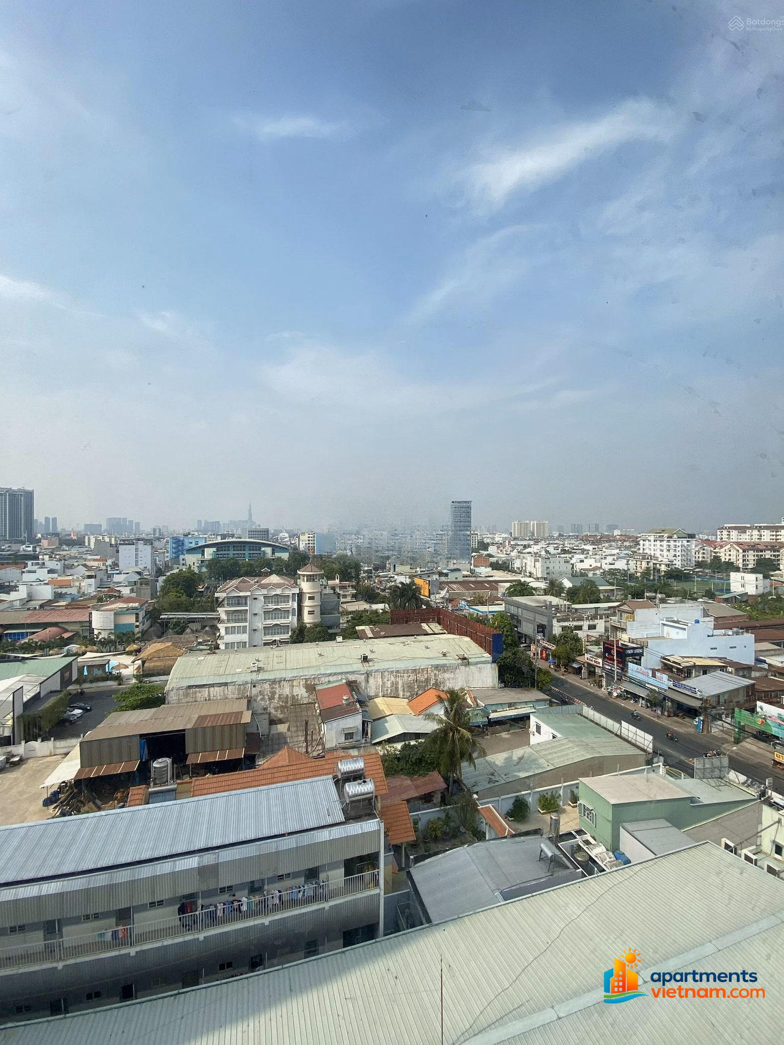 Looking for a tenant for Luxcity apartment 45m2, 1 bedroom 1 bathroom, only 8 million/month, airy high floor