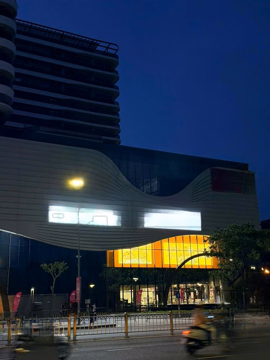 Apartment priced at 2.7 billion from floors 6 - 11, 4 floors of Aeon Mall Da Nang supermarket, full handover with additional air conditioning