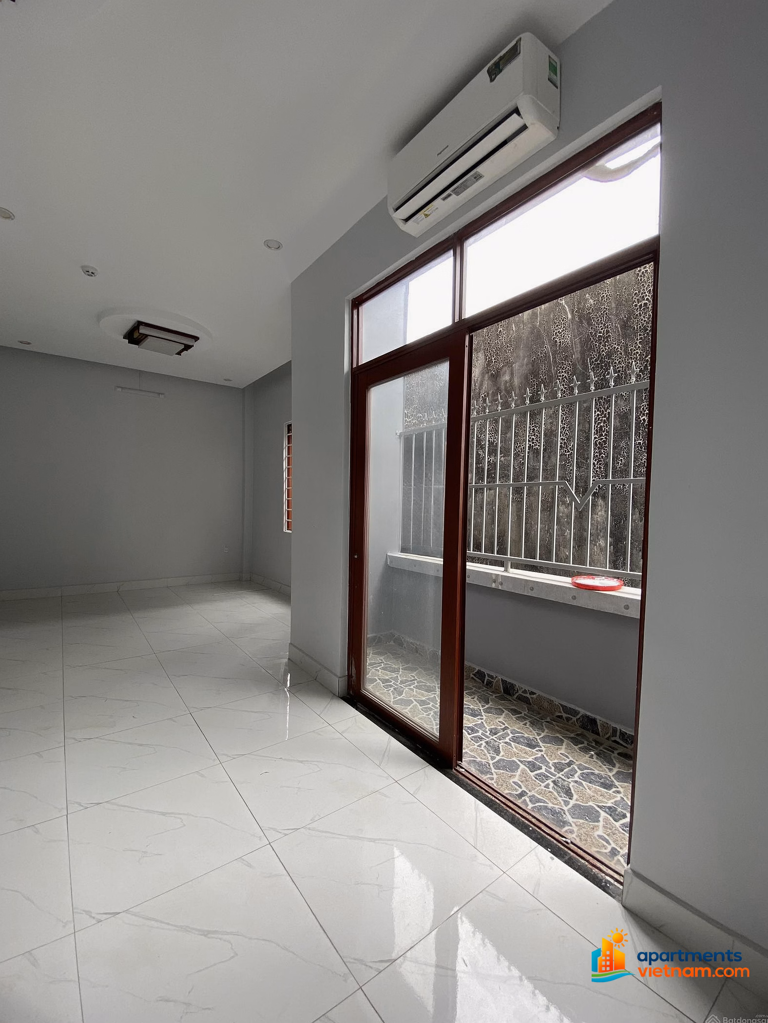 4-storey house for rent near Mornachy building and Euro Villa 1, price 35 million/month