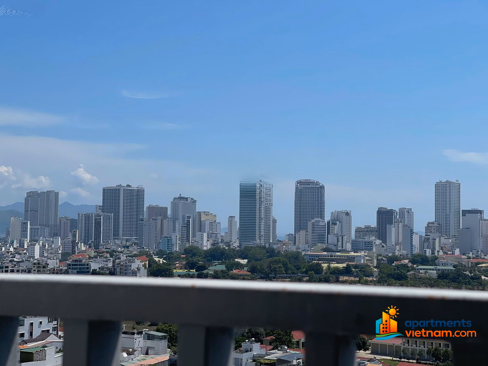 Selling 2 bedroom apartment SSH09 Ha Quang 45m fully furnished for only 1,990 billion