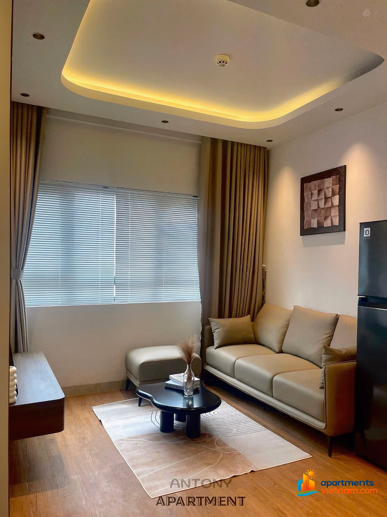 Selling 2 bedroom apartment SSH09 Ha Quang 45m fully furnished for only 1,990 billion