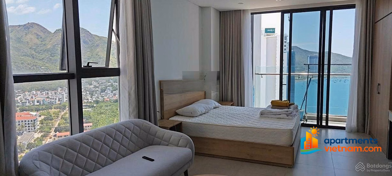 Quick sale of Scenia Bay apartment, 1 bedroom with northeast view on high floor, price 4.2 billion
