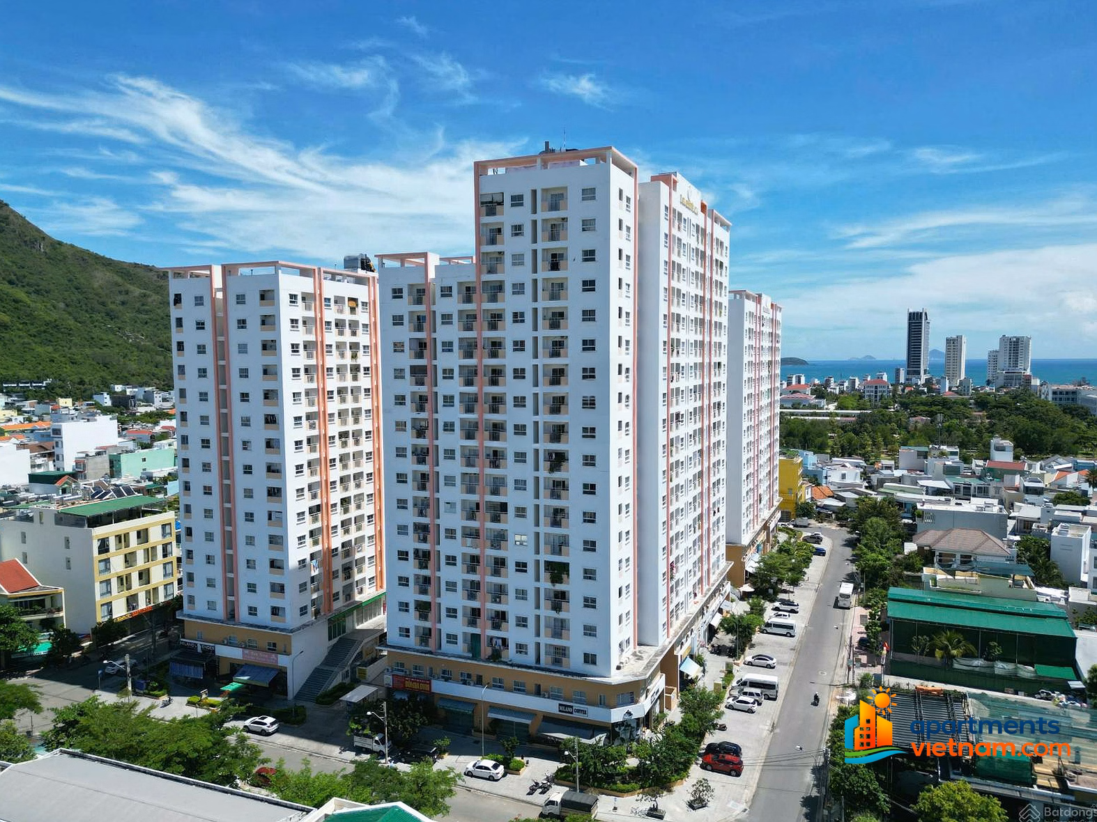CORNER APARTMENT FOR SALE IN HOANG QUAN APARTMENT NHA TRANG - PRICE 2 BILLION 350