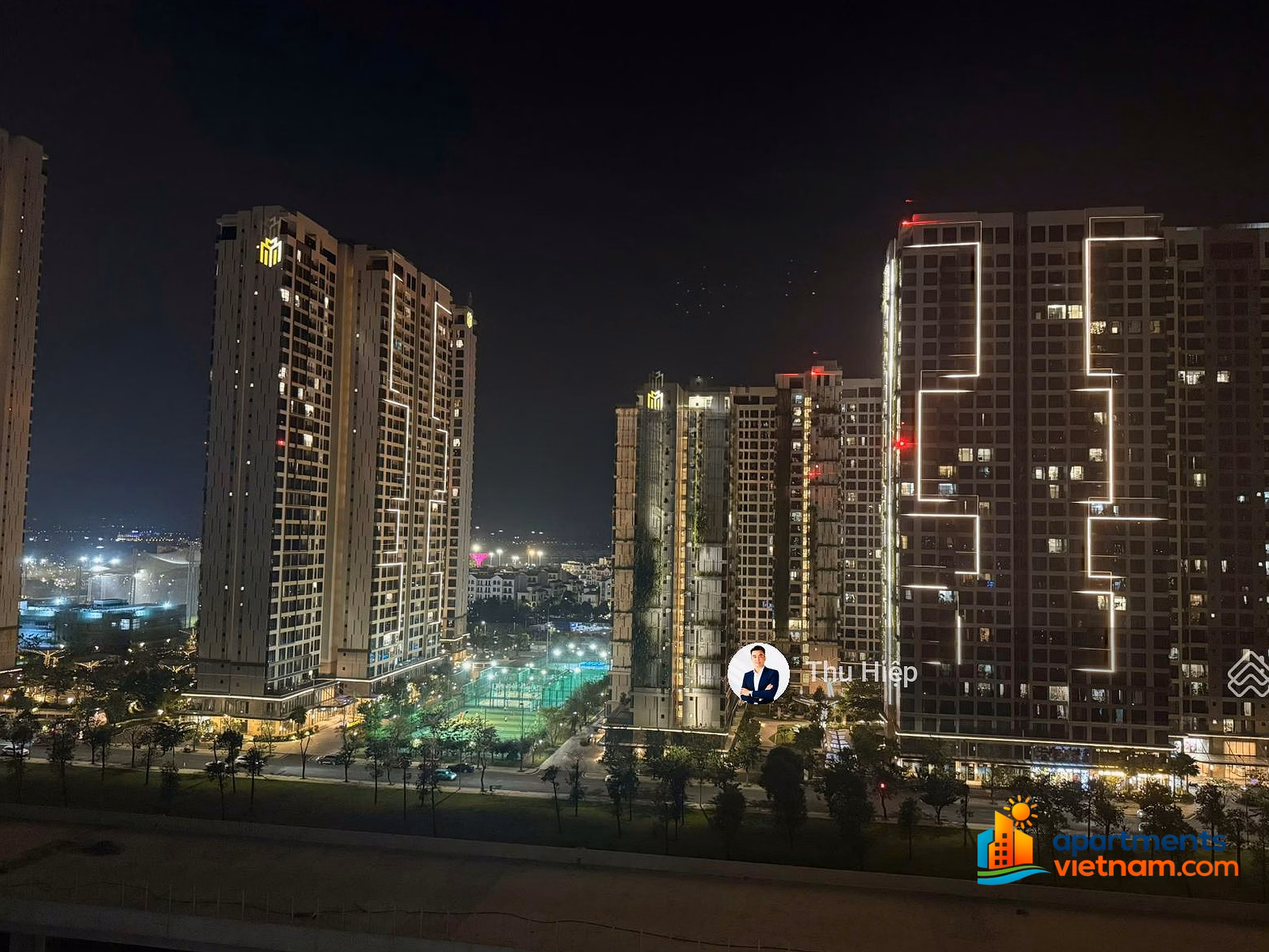 Urgent sale of 2 bedrooms + Rainbow Vinhomes District 9 area, full of high-class furniture, beautiful view - Price book of 3.35 billion new house available