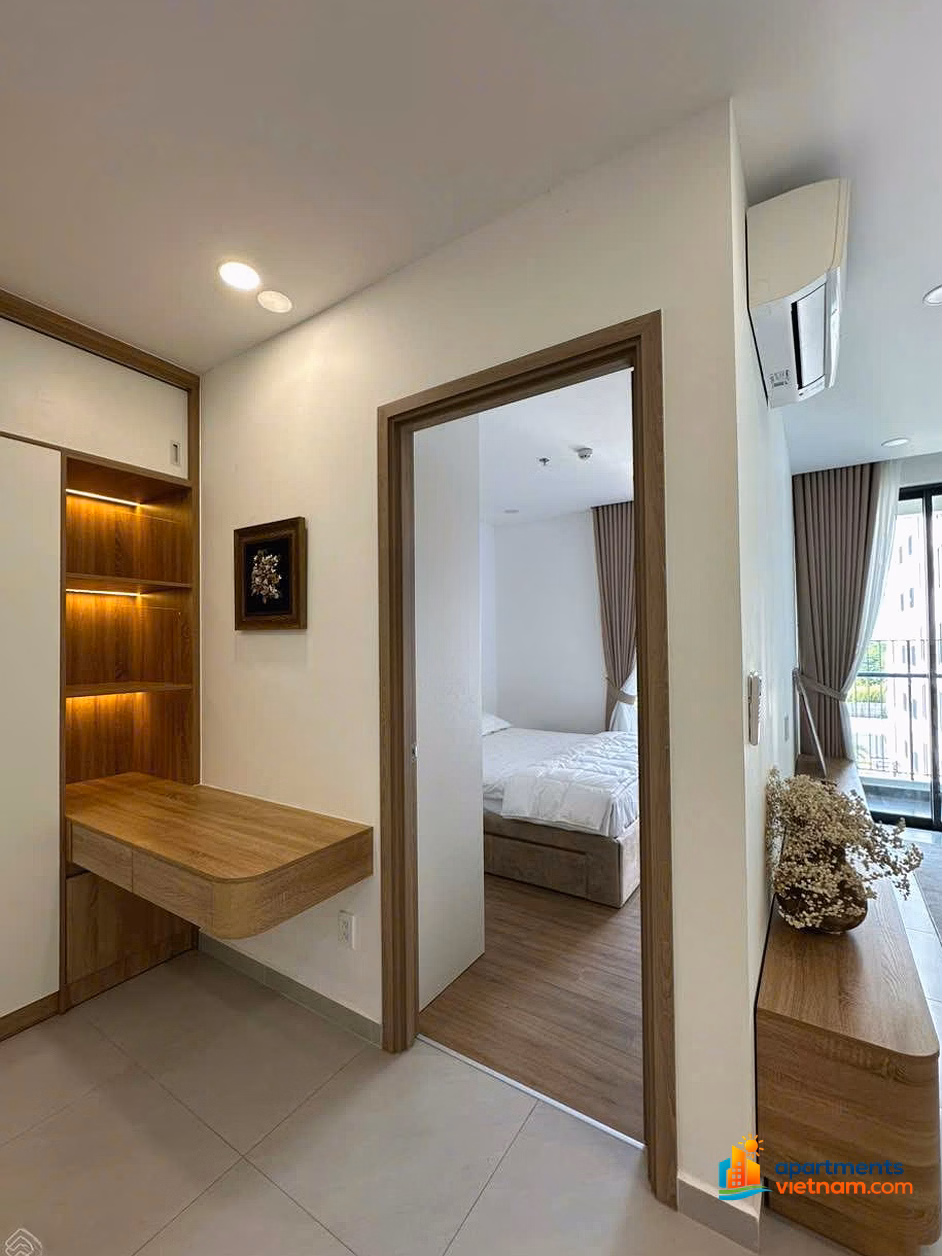 Shopping cart for rent on MT Eastmark City District 9, good price, 1 bedroom+, 5 million; 2 bedrooms, 6 million; 3 bedrooms 7 million, real price not fake