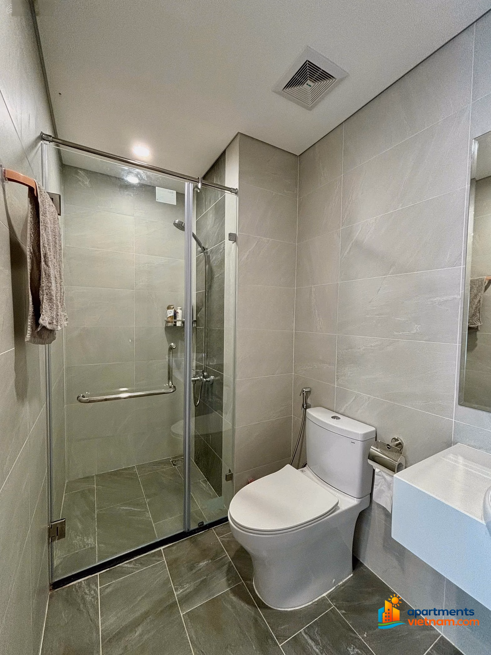 Competitive price apartment for rent at Vinhomes Smart City studio 1BR 2BR 3BR 0963 264 ***
