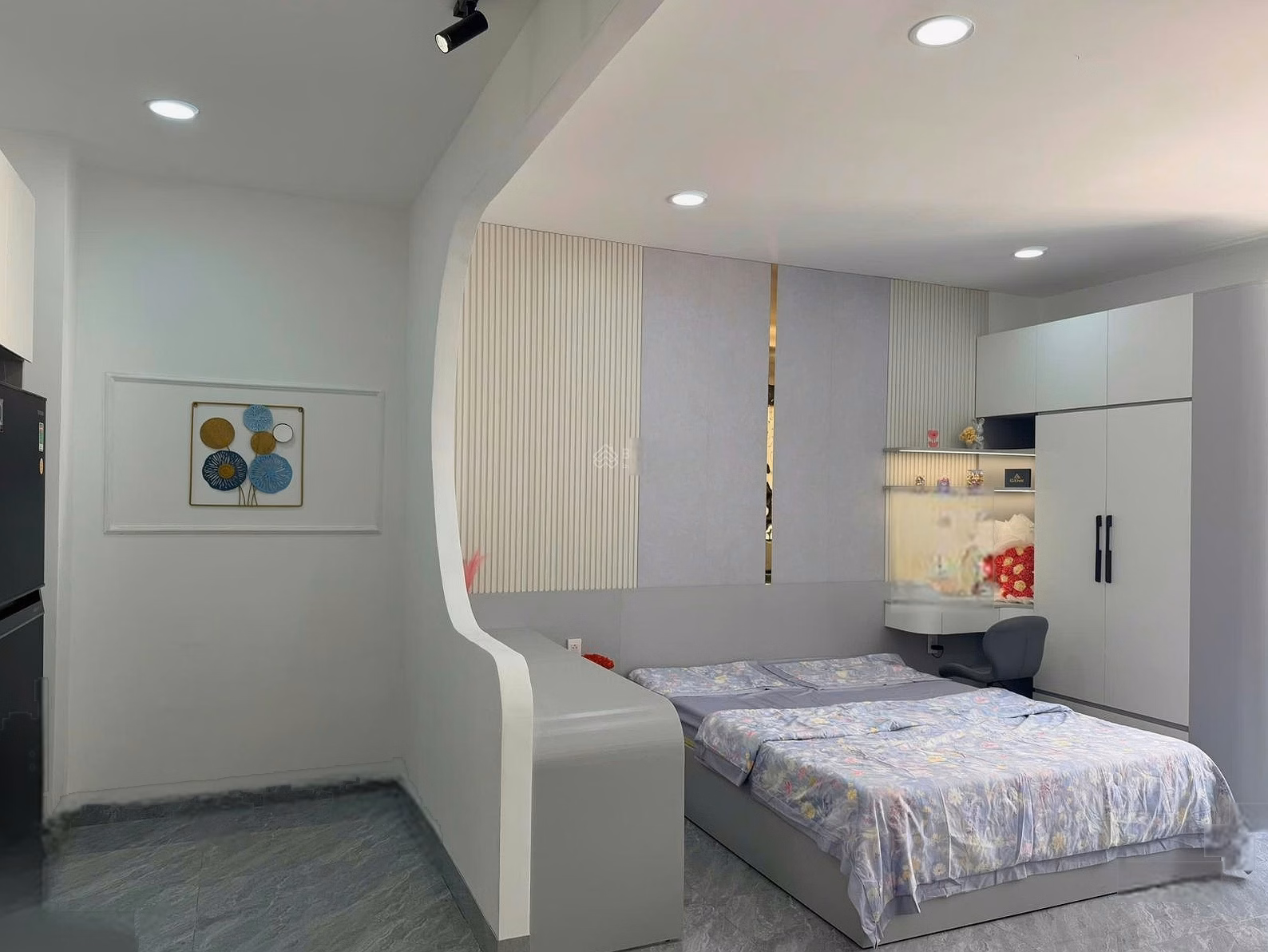 100% new CityLand Park Hills apartment for rent - Separate kitchen, elevator with laundry and drying
