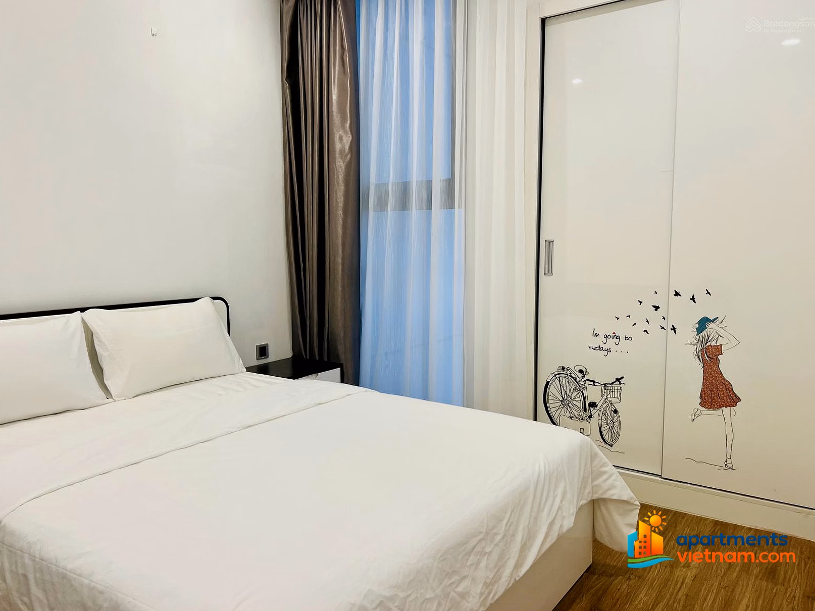 Apartment for rent, 2 bedrooms, 80m2, Vinhomes Metropolis, full new furniture, open view, price only 25 million