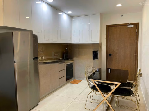 Millennium 2 bedrooms for rent in District 4, area 74m², full interior, very good price only 22 million/month