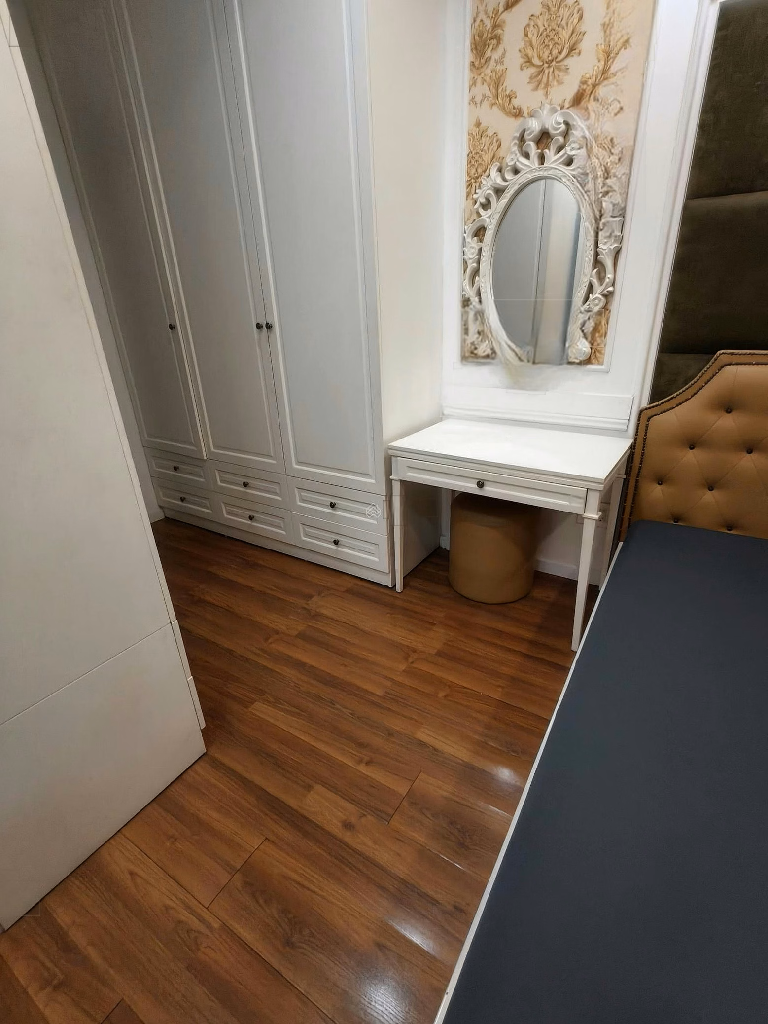 Need to rent Orchard Garden apartment with 2 bedrooms, price 17.5 million/month*** call/