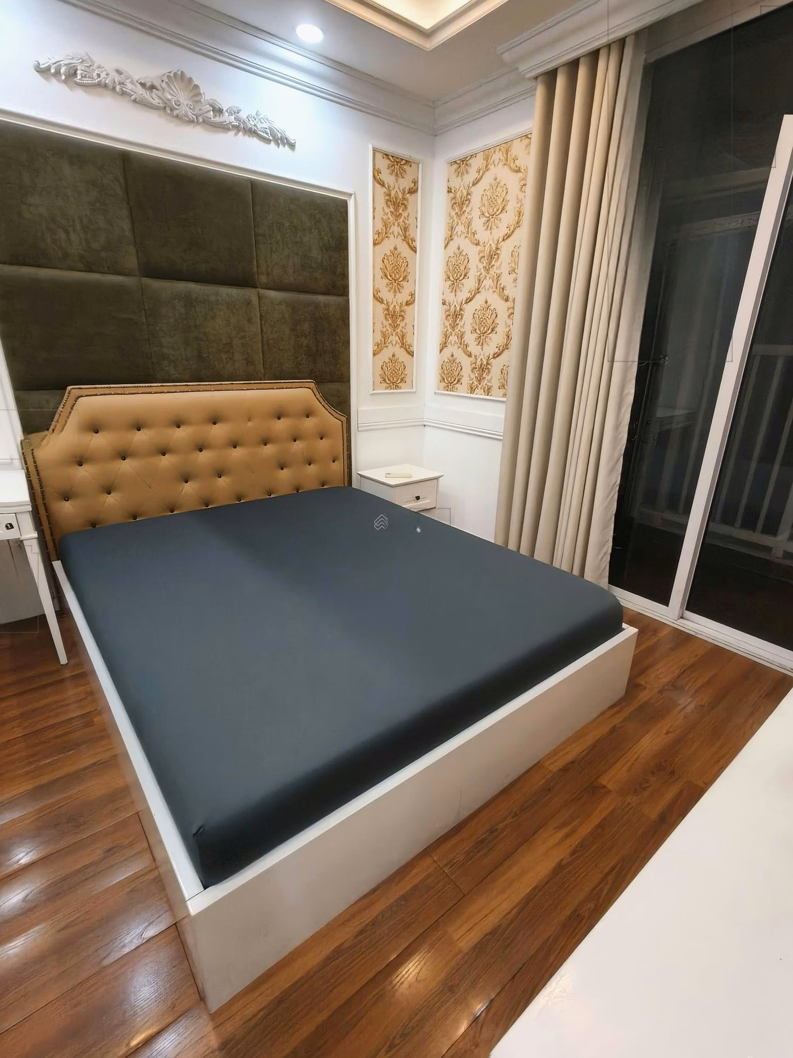 Need to rent Orchard Garden apartment with 2 bedrooms, price 17.5 million/month*** call/