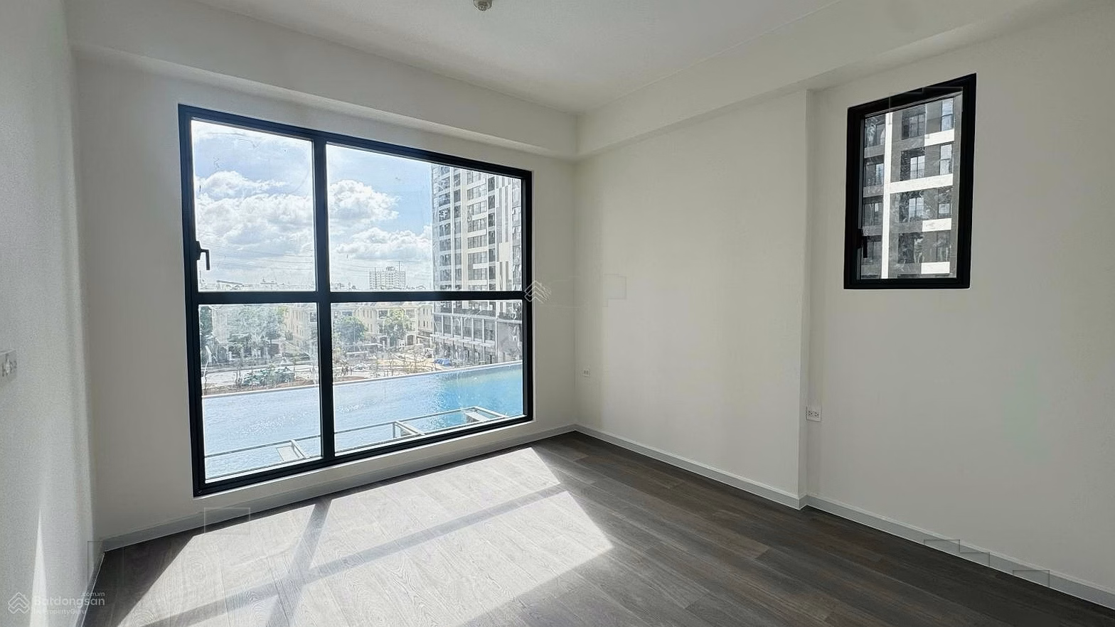 Full shopping cart for rent [2 bedrooms, 1 bathroom-12 million] [2 bedrooms, 2 bathrooms-13 million] [3 bedrooms, 2 bathrooms-20 million] multiple floors, many views, easy to see the house