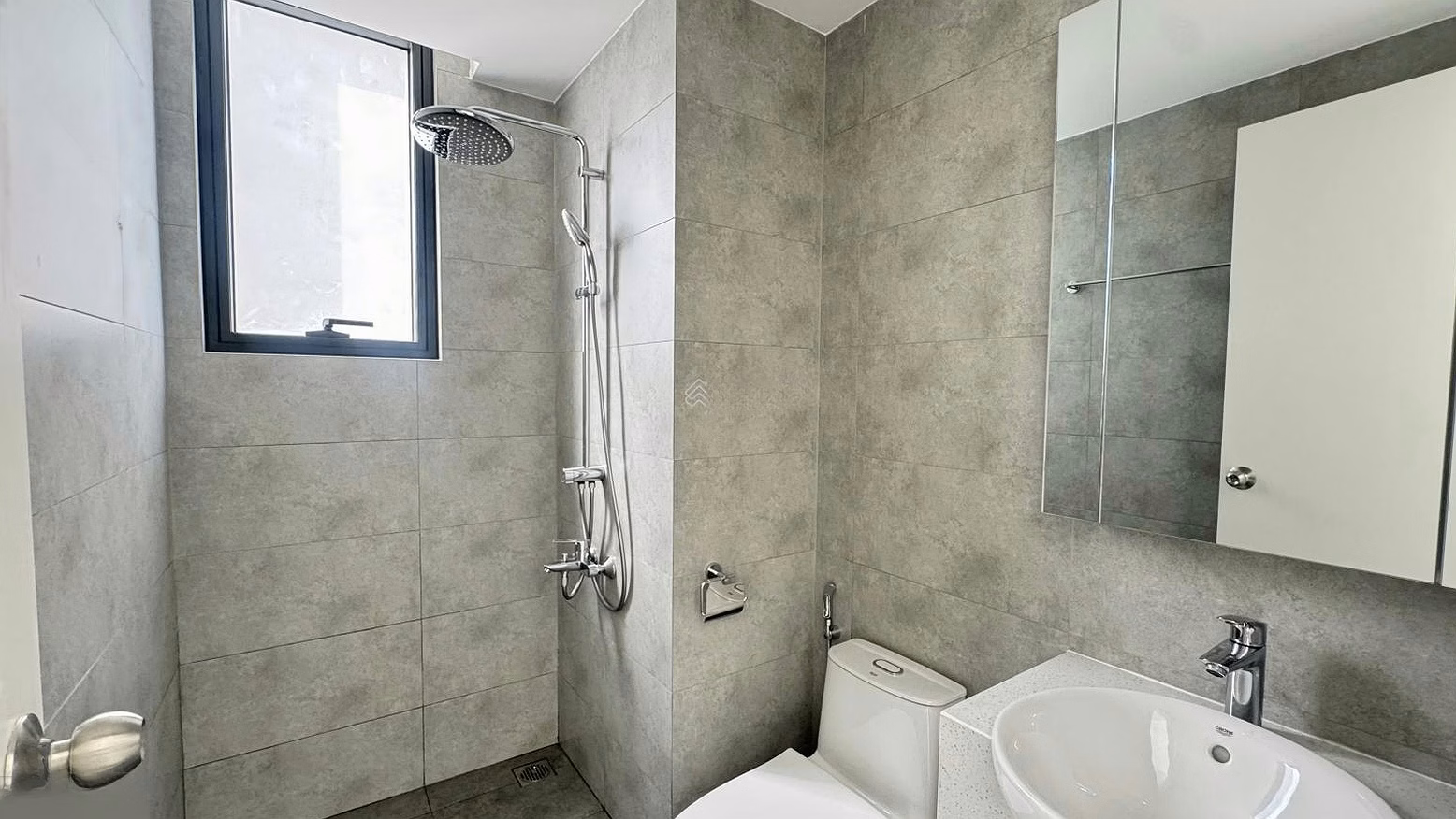Full shopping cart for rent [2 bedrooms, 1 bathroom-12 million] [2 bedrooms, 2 bathrooms-13 million] [3 bedrooms, 2 bathrooms-20 million] multiple floors, many views, easy to see the house