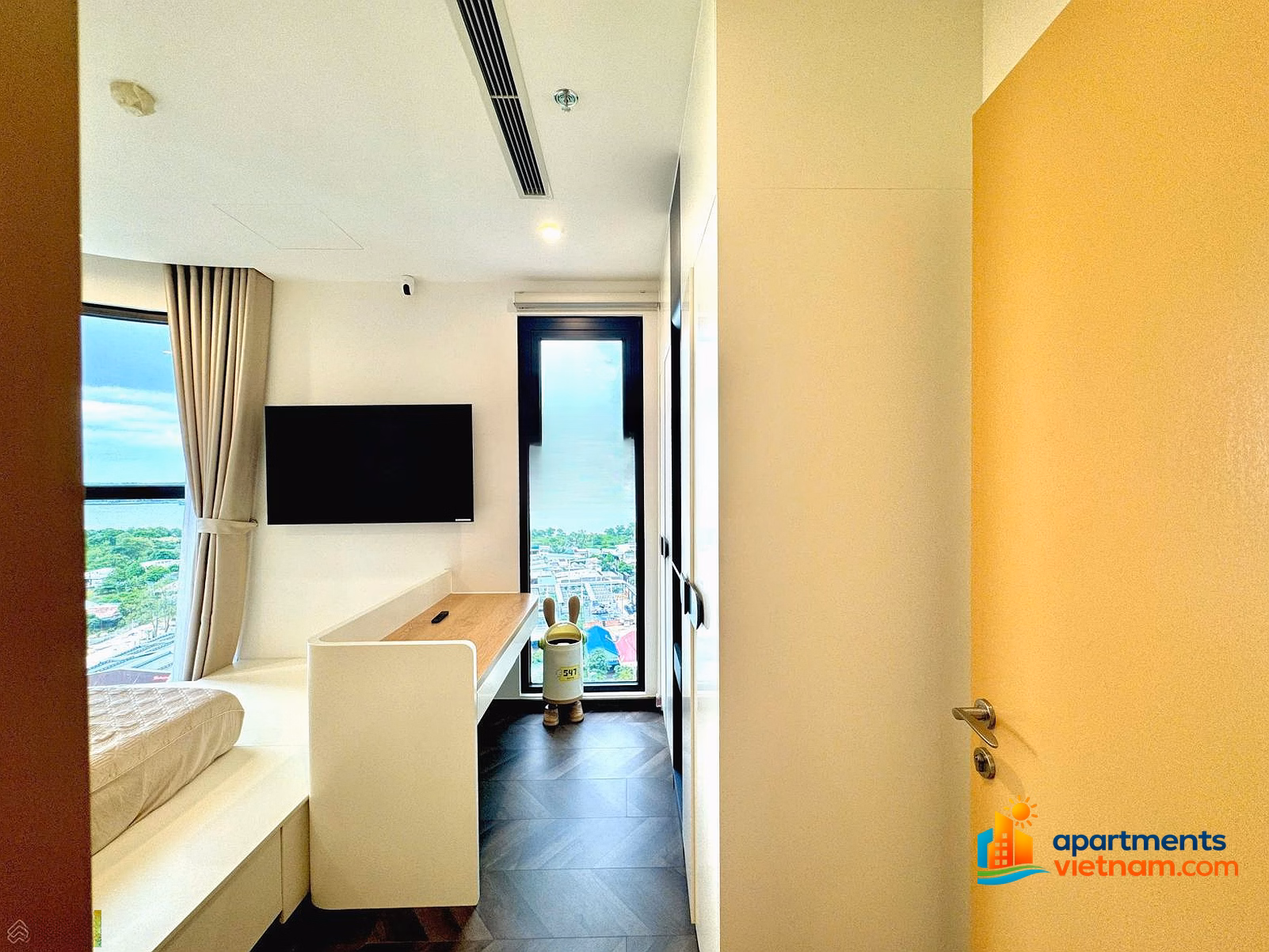 2 bedrooms for rent with full Luxury furniture for only 18 million/month at The Beverly - Vinhomes Grand Park District 9