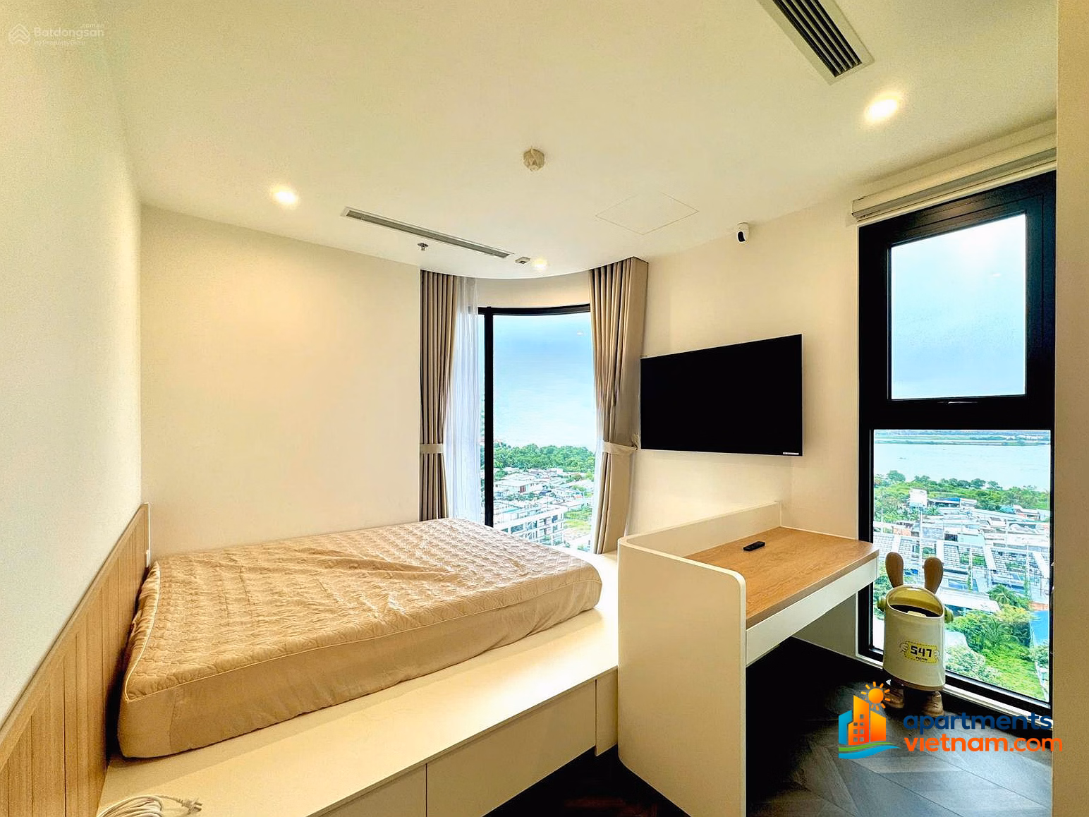 2 bedrooms for rent with full Luxury furniture for only 18 million/month at The Beverly - Vinhomes Grand Park District 9