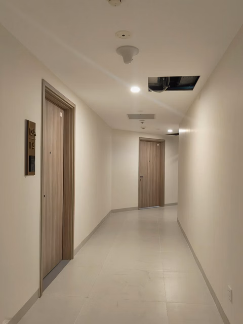 Owner rents 100% new 2-bedroom Skyline Westlake apartment 95m2, free service for 1 year, with underground parking slot