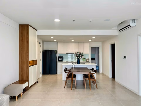 Hot for rent 3 bedrooms fully furnished 20 million view Landmark 81 just bring your suitcase to move in